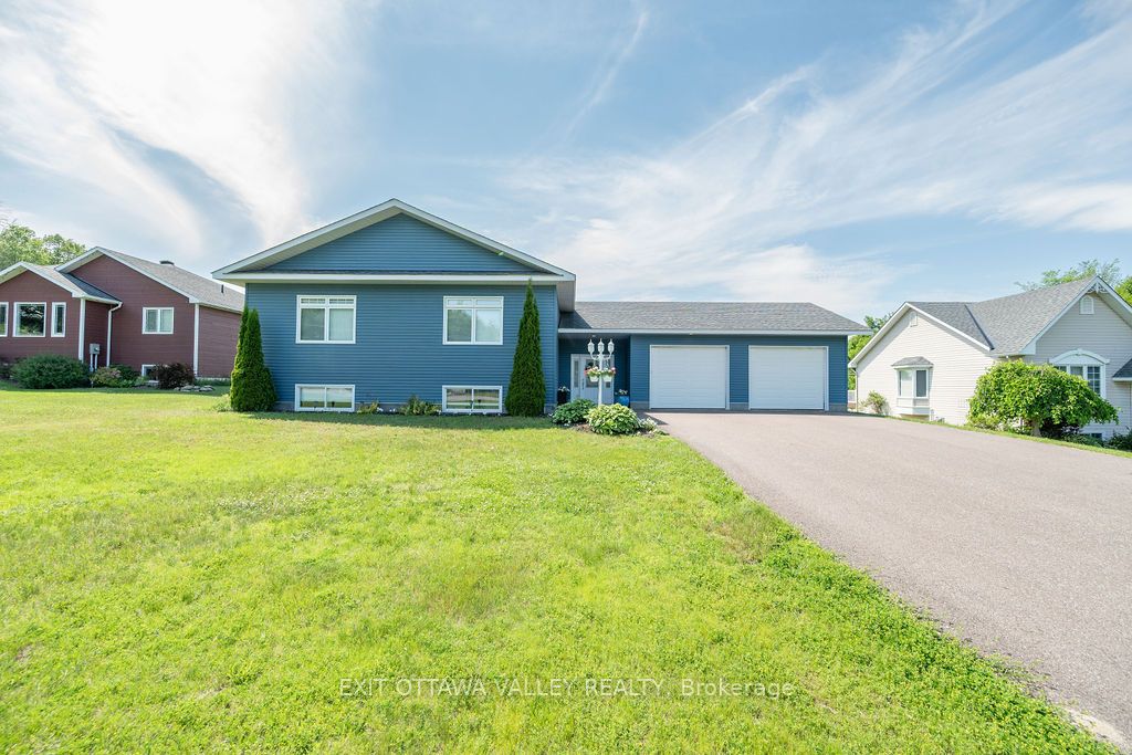 12 Jamieson Crescent Property Photo 1