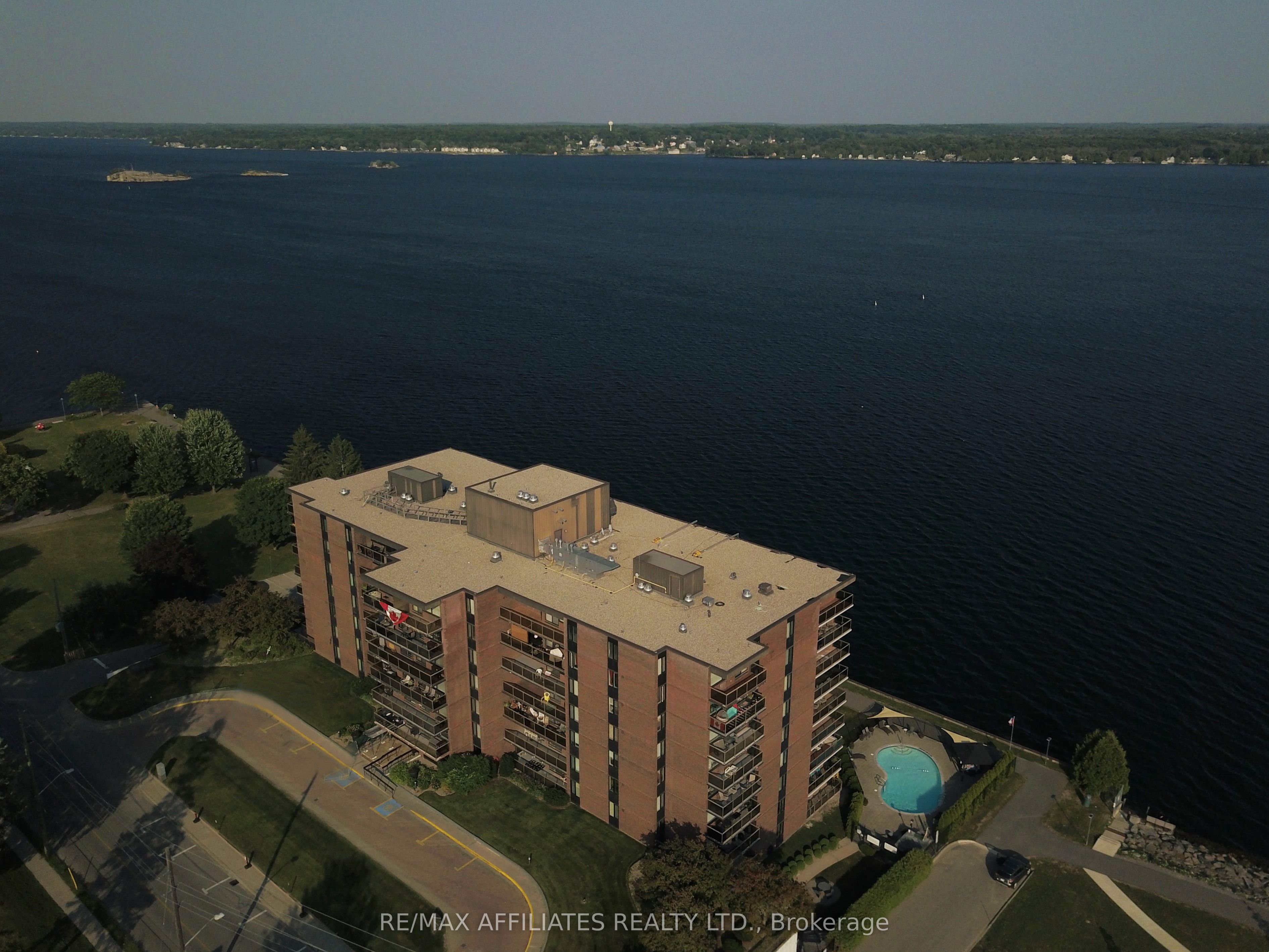 55 Water Street E 504 Property Photo 1