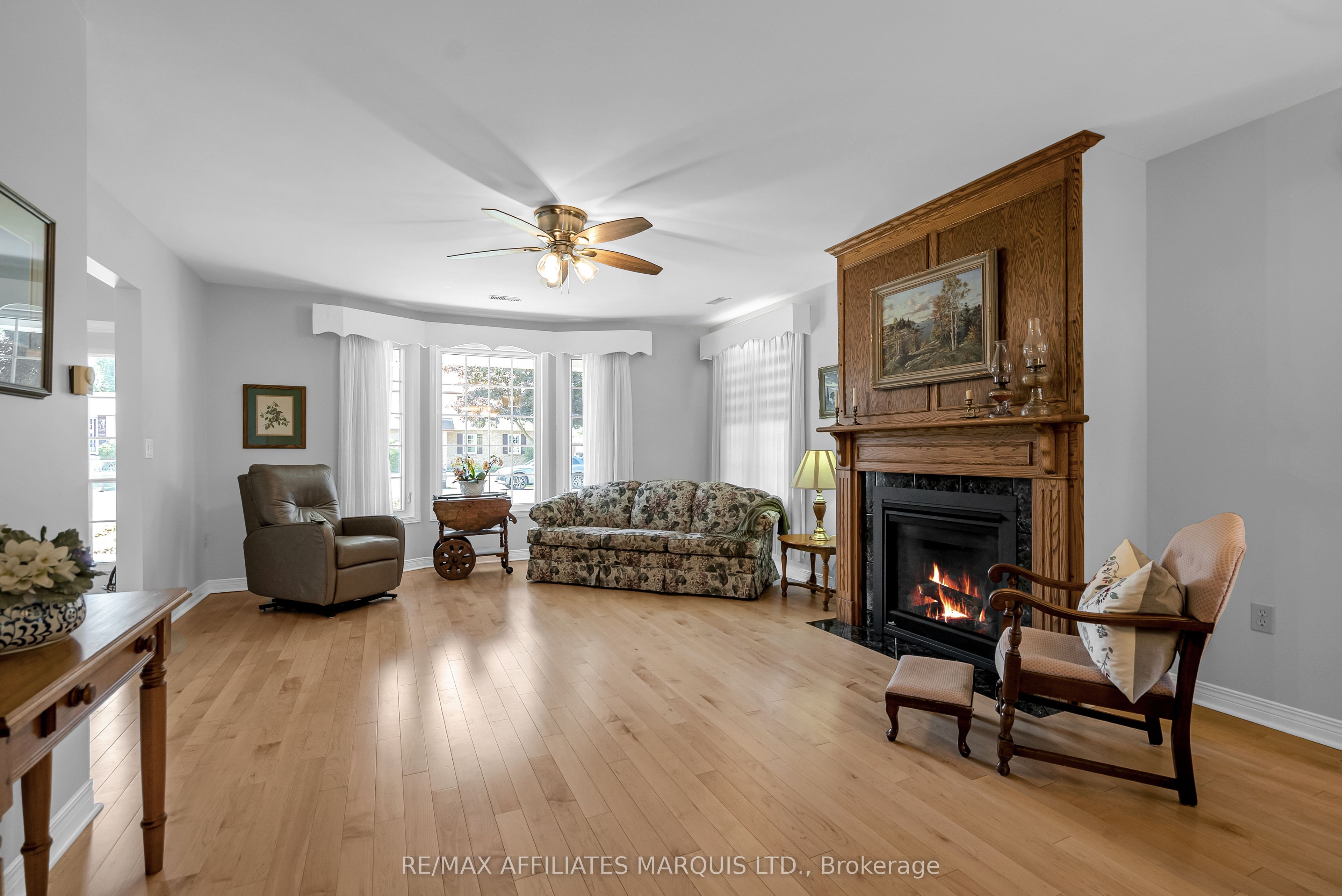 24 Saunders Avenue Property Photo 7