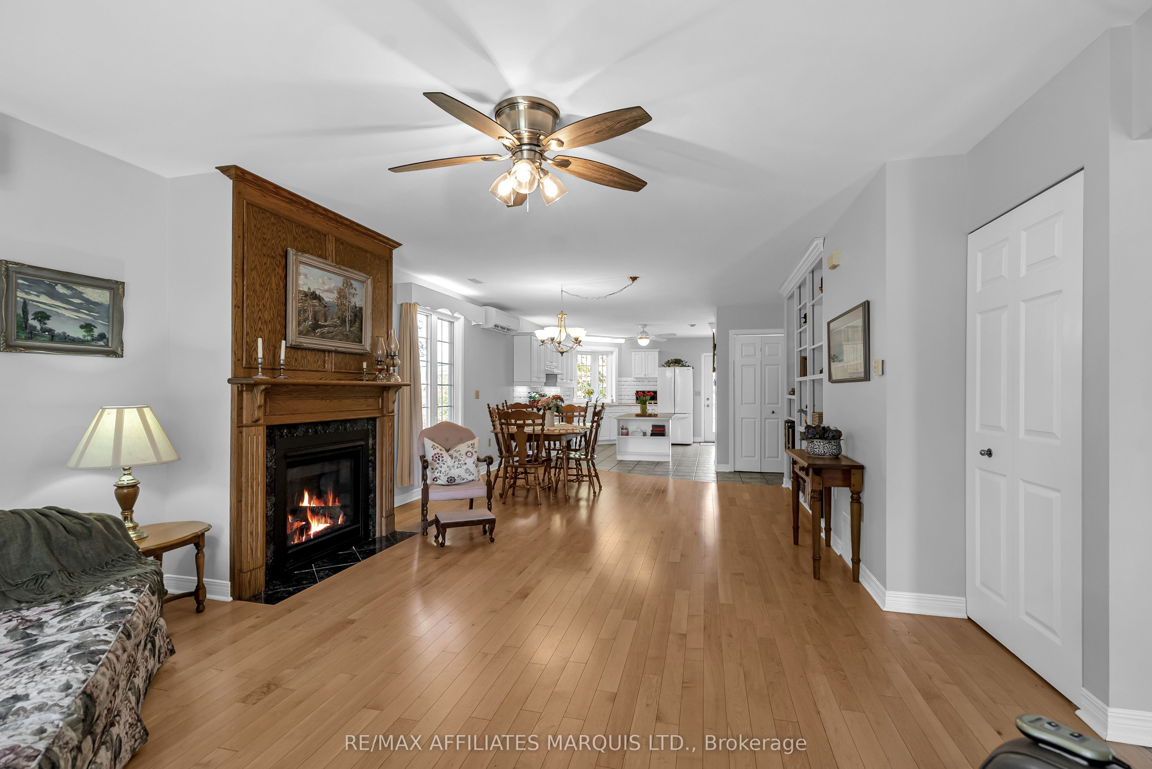 24 Saunders Avenue Property Photo 9