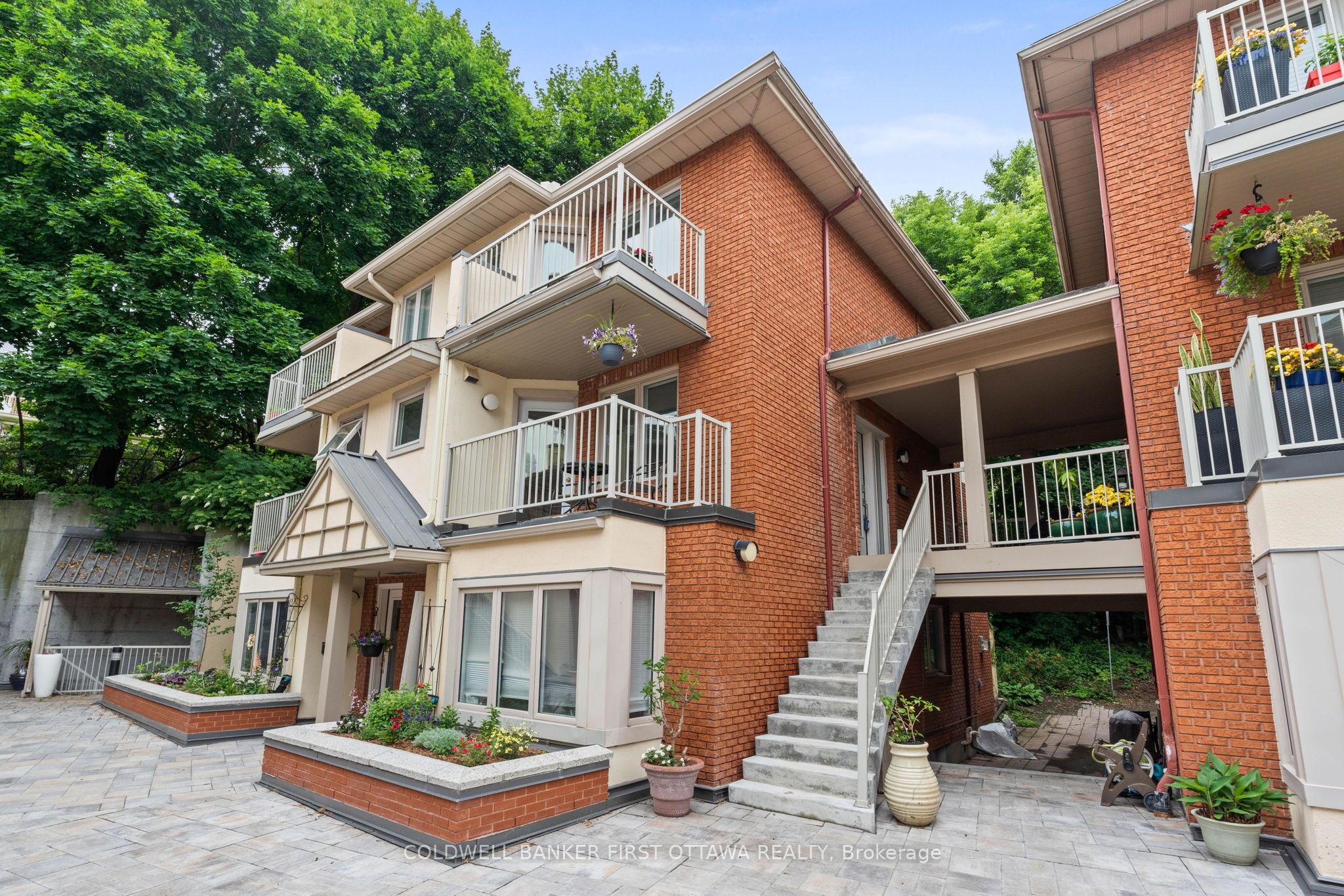 250 Fountain Place 111F