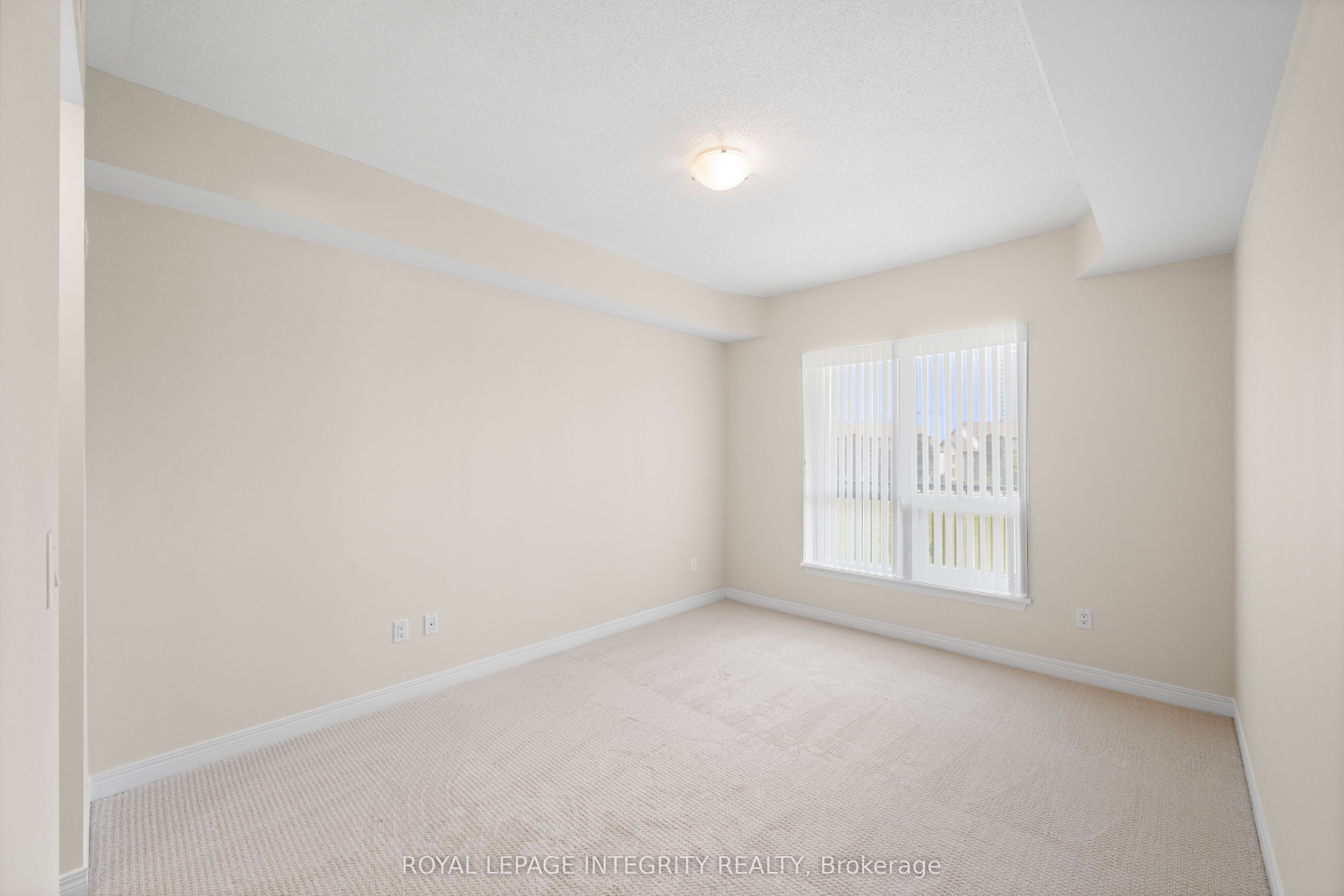 #324 - 905 Beauparc Private Property Photo 23
