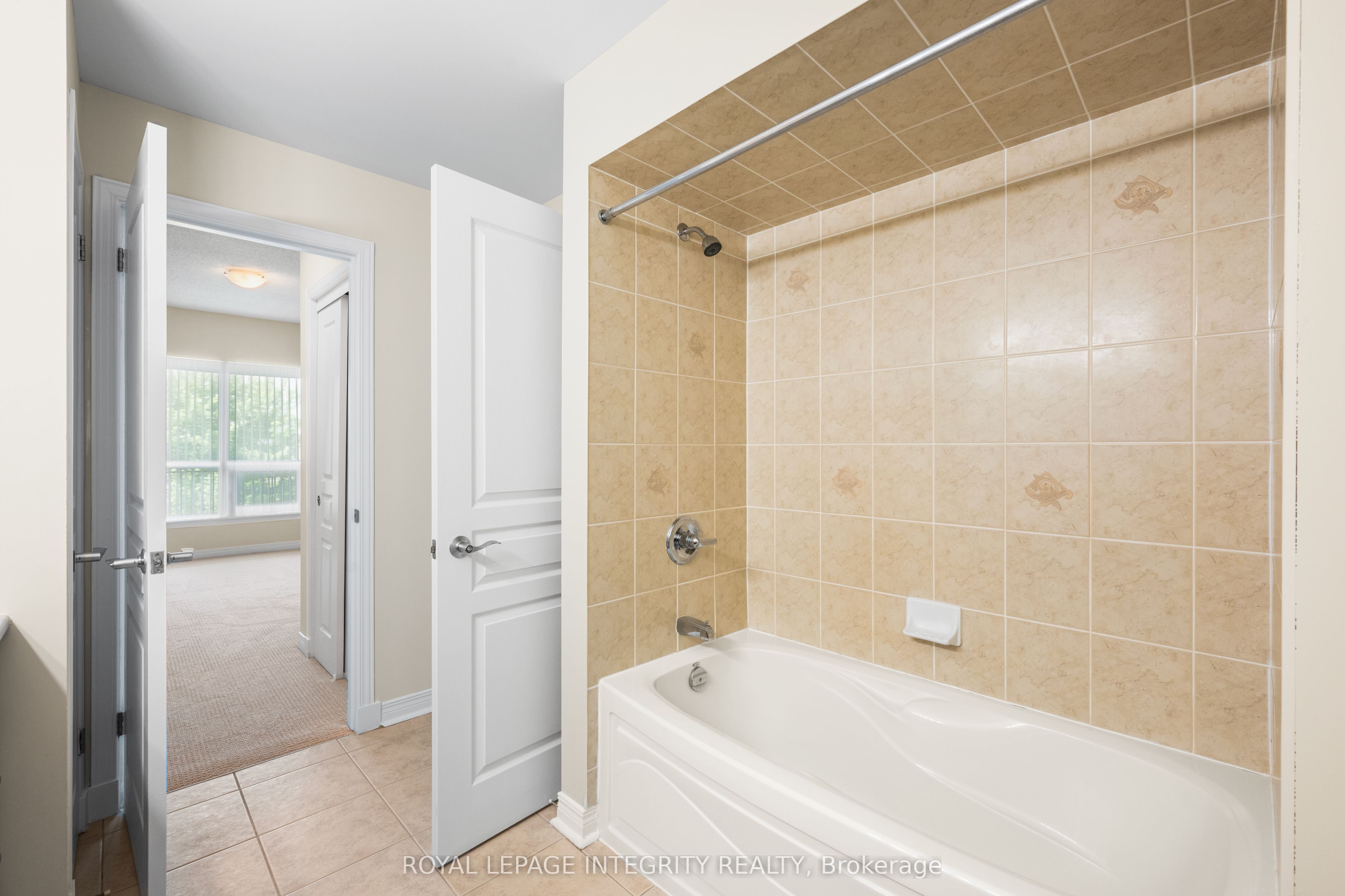 #324 - 905 Beauparc Private Property Photo 28