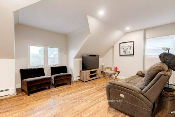 152 Sanford Avenue S Property Photo 44