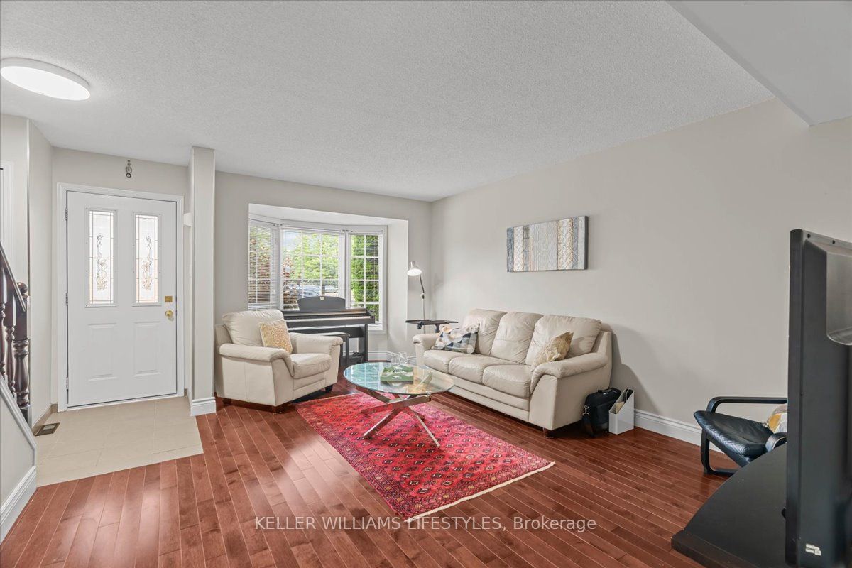 #19 - 101 Brookside Street Property Photo 12