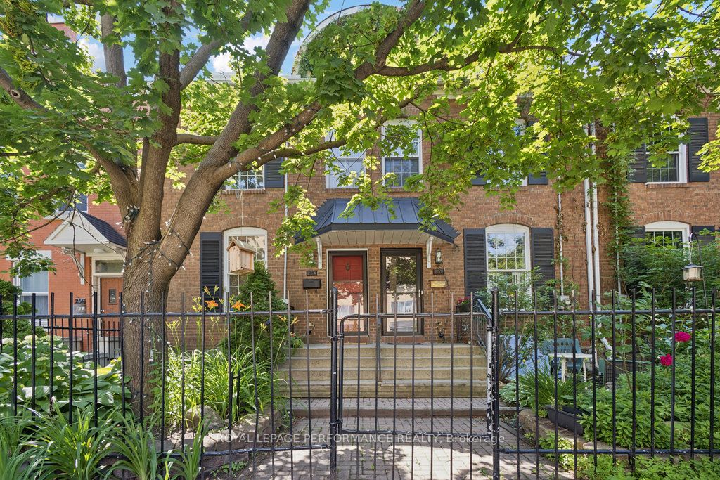 254 Stewart Street Property Photo 1