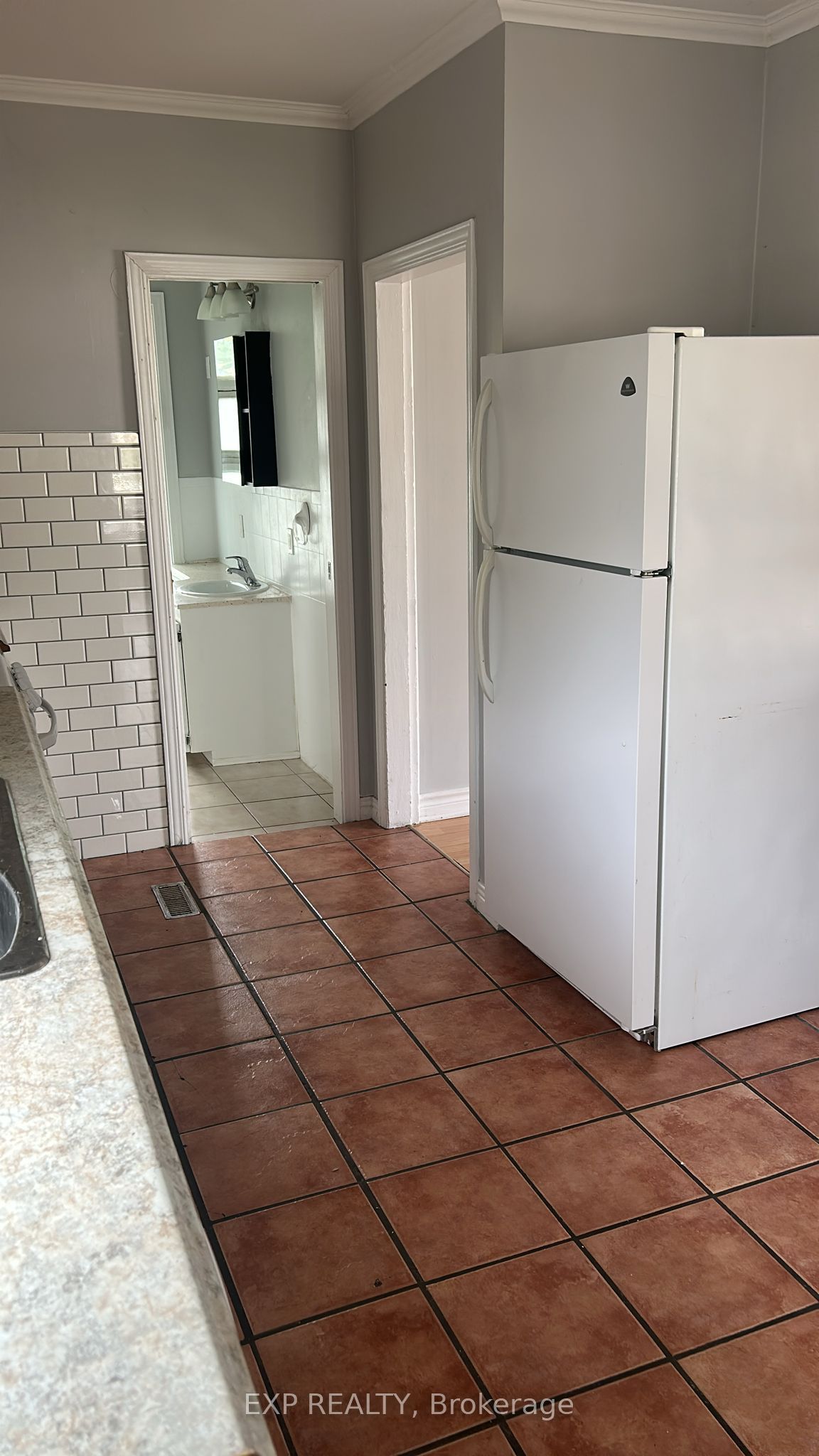 553 Quebec Street Property Photo 5