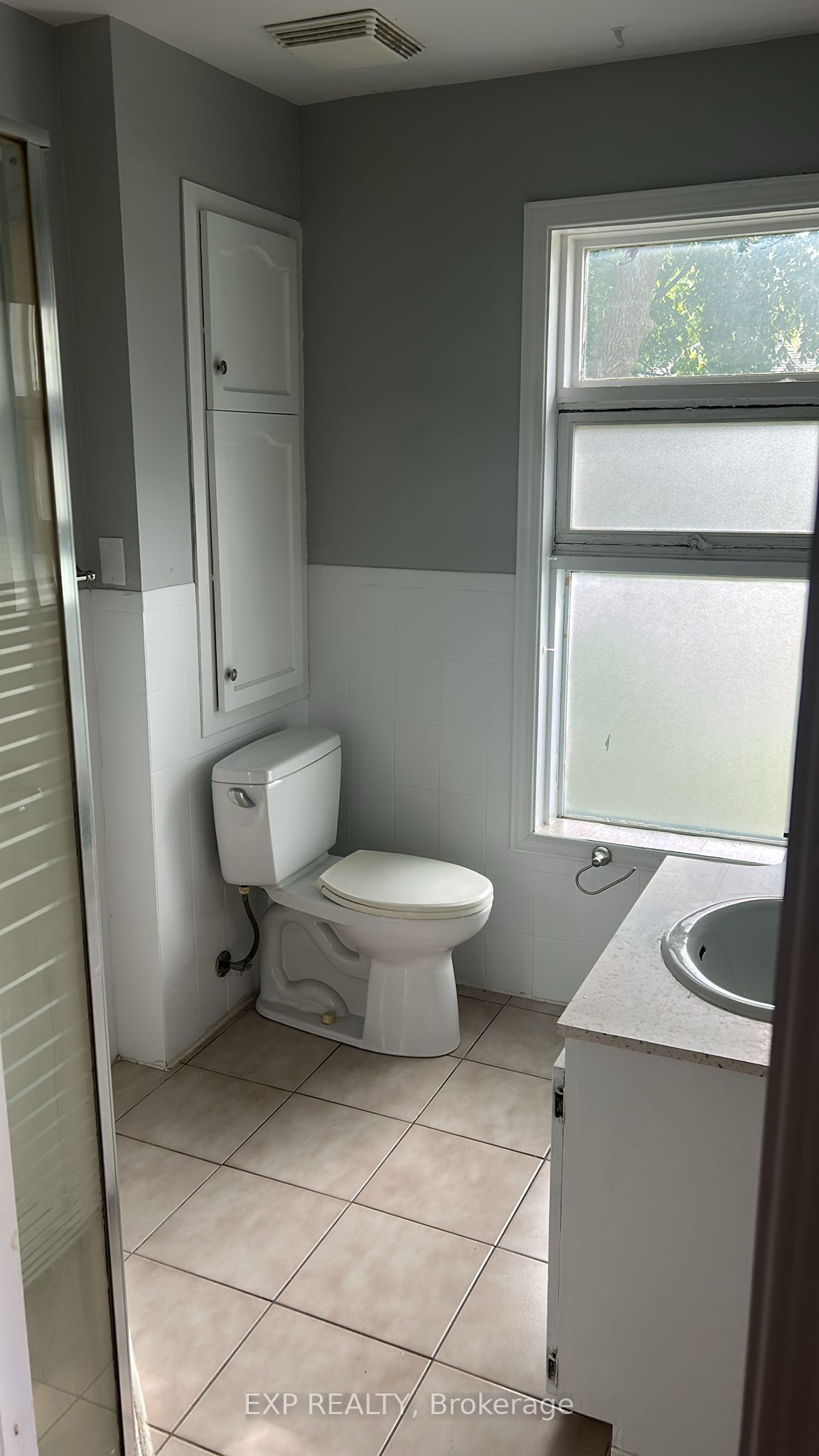 553 Quebec Street Property Photo 19