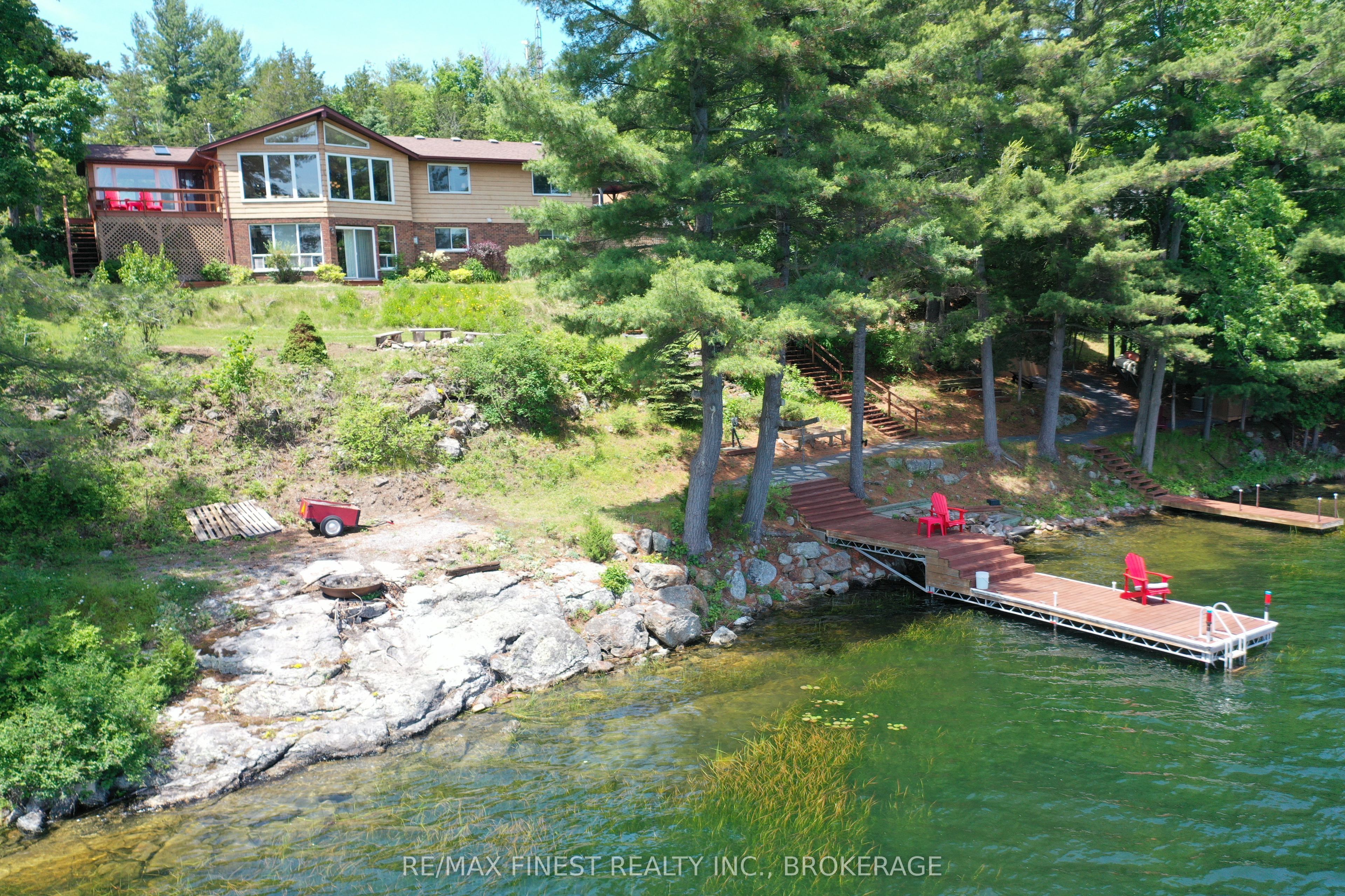 3037 Hilltop Lane Property Photo 1