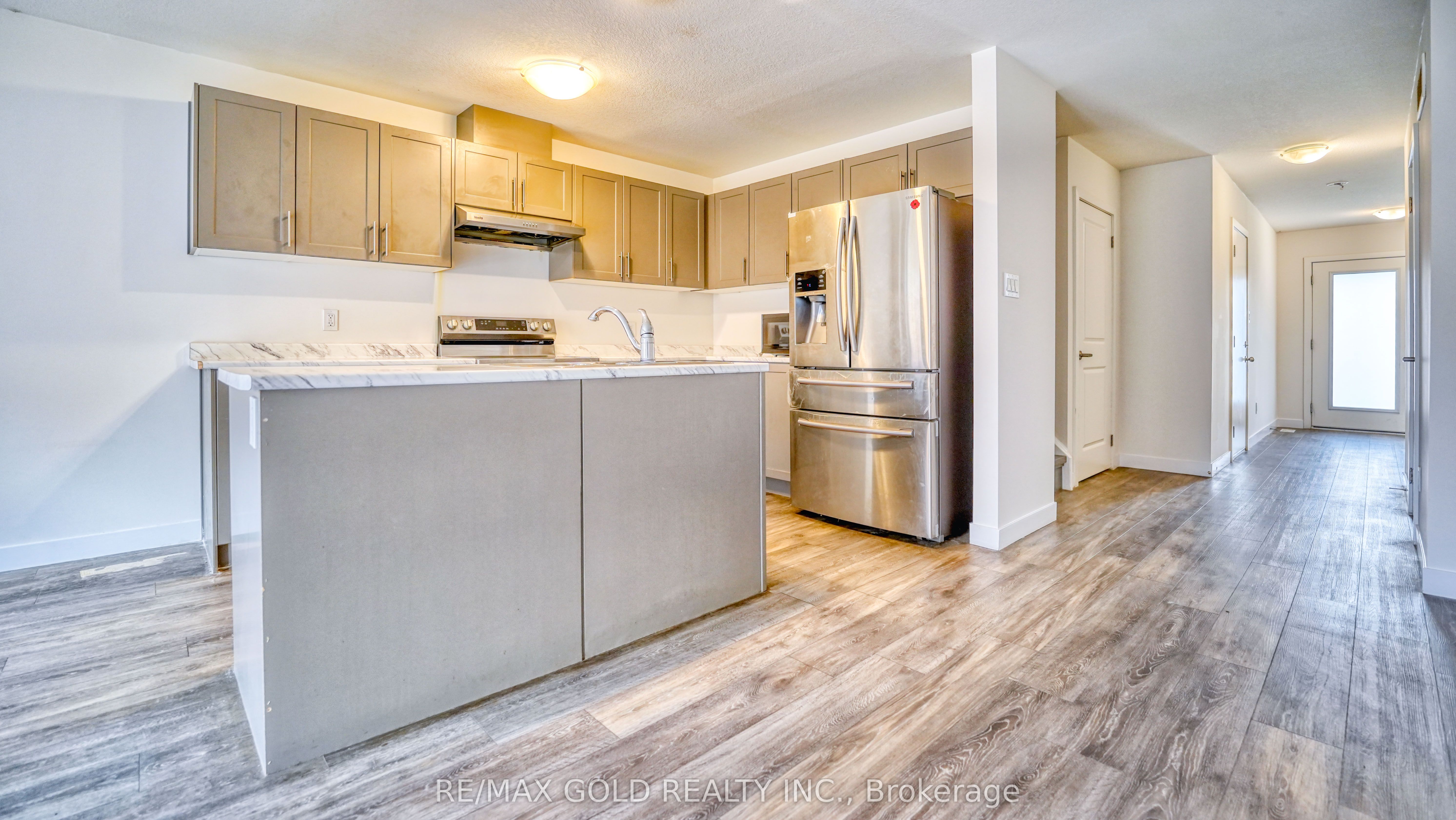 48 Pony Way Property Photo 8