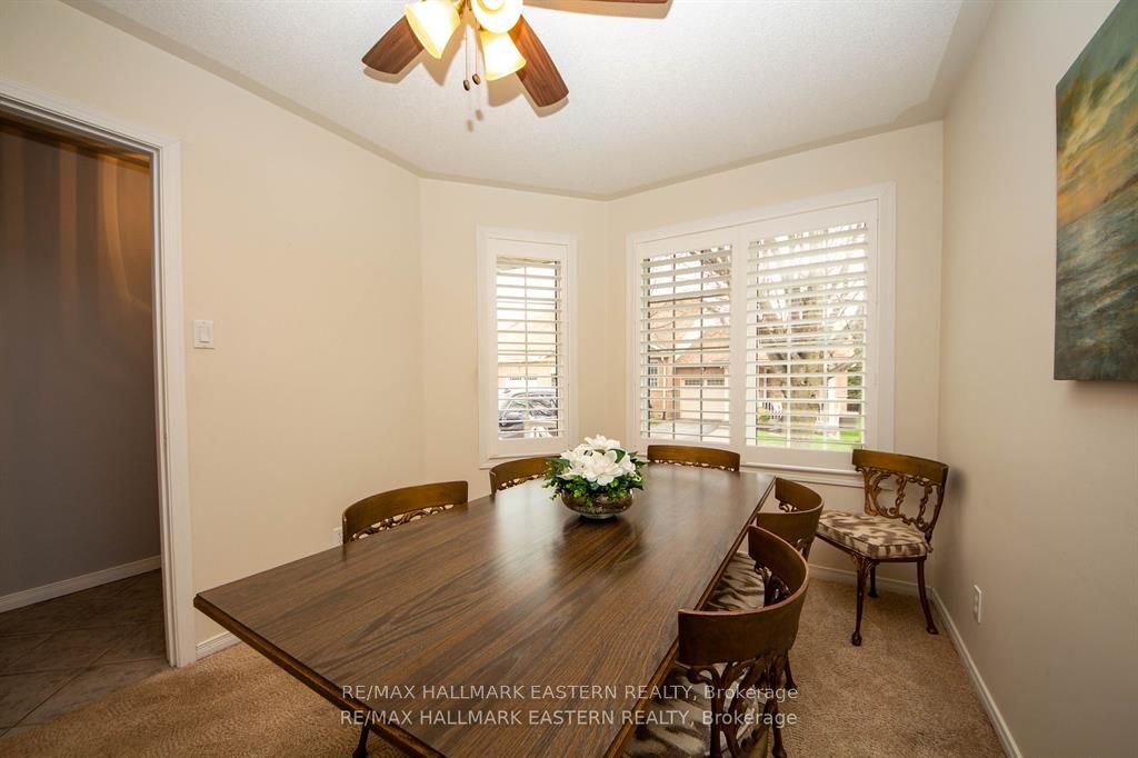 877 Wentworth Street 14 Property Photo 4