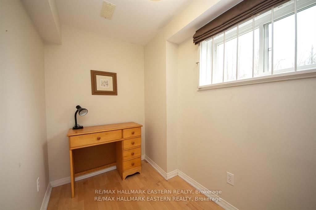 877 Wentworth Street 14 Property Photo 29