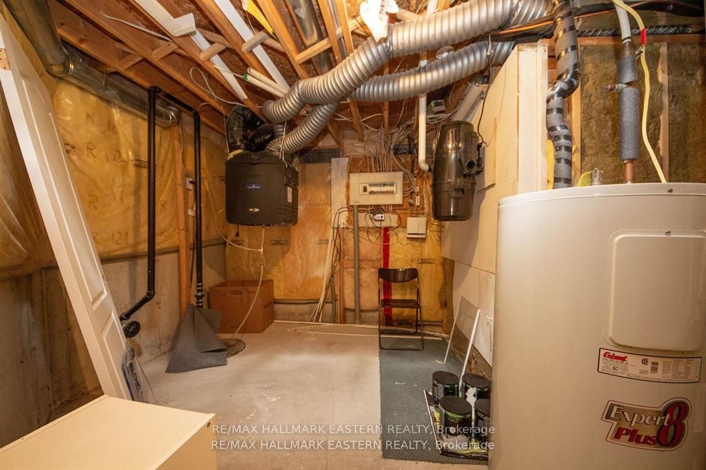 877 Wentworth Street 14 Property Photo 31