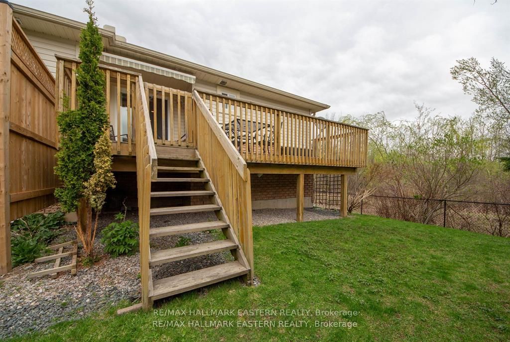 877 Wentworth Street 14 Property Photo 33