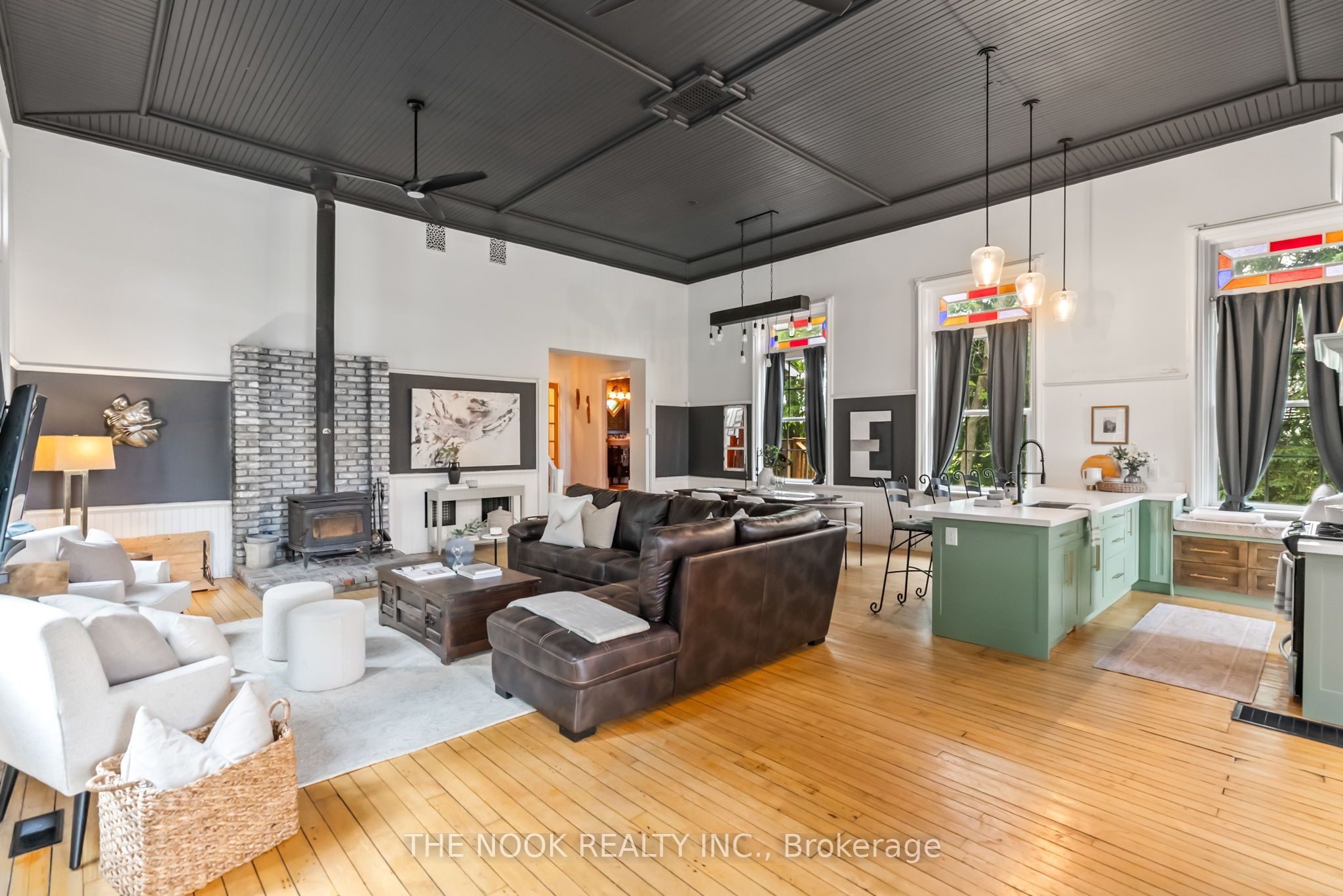 275 Valentia Road Property Photo 10