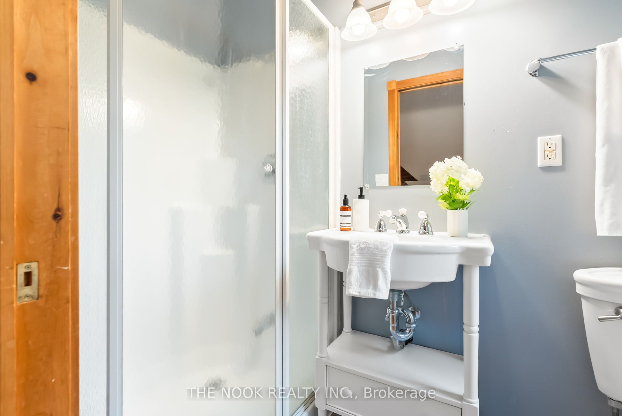 275 Valentia Road Property Photo 37