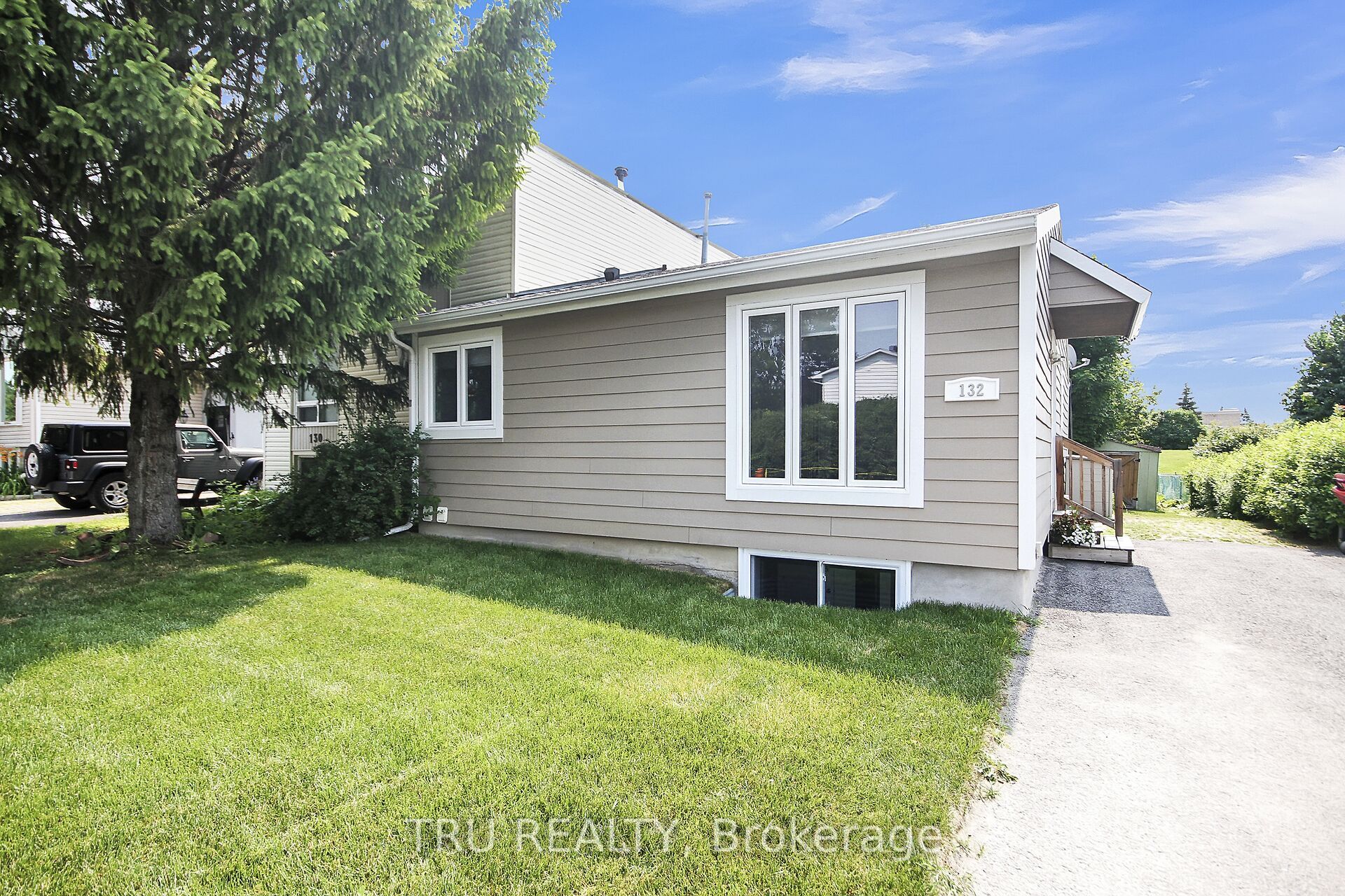 132 Rothesay Drive Property Photo 1