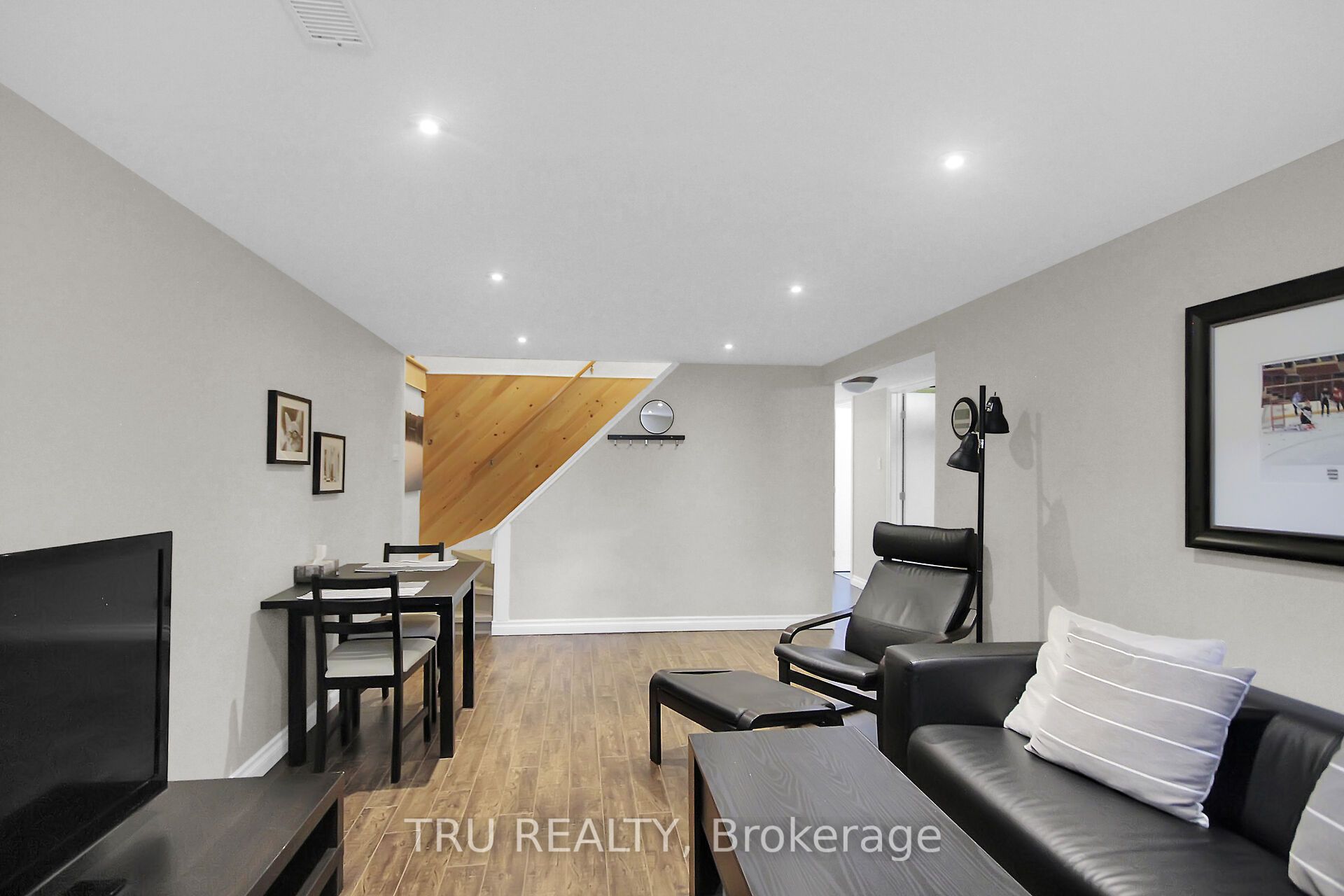 132 Rothesay Drive Property Photo 30