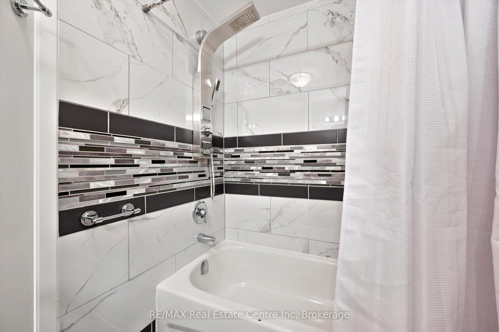 107 Dovercliffe Road Property Photo 17