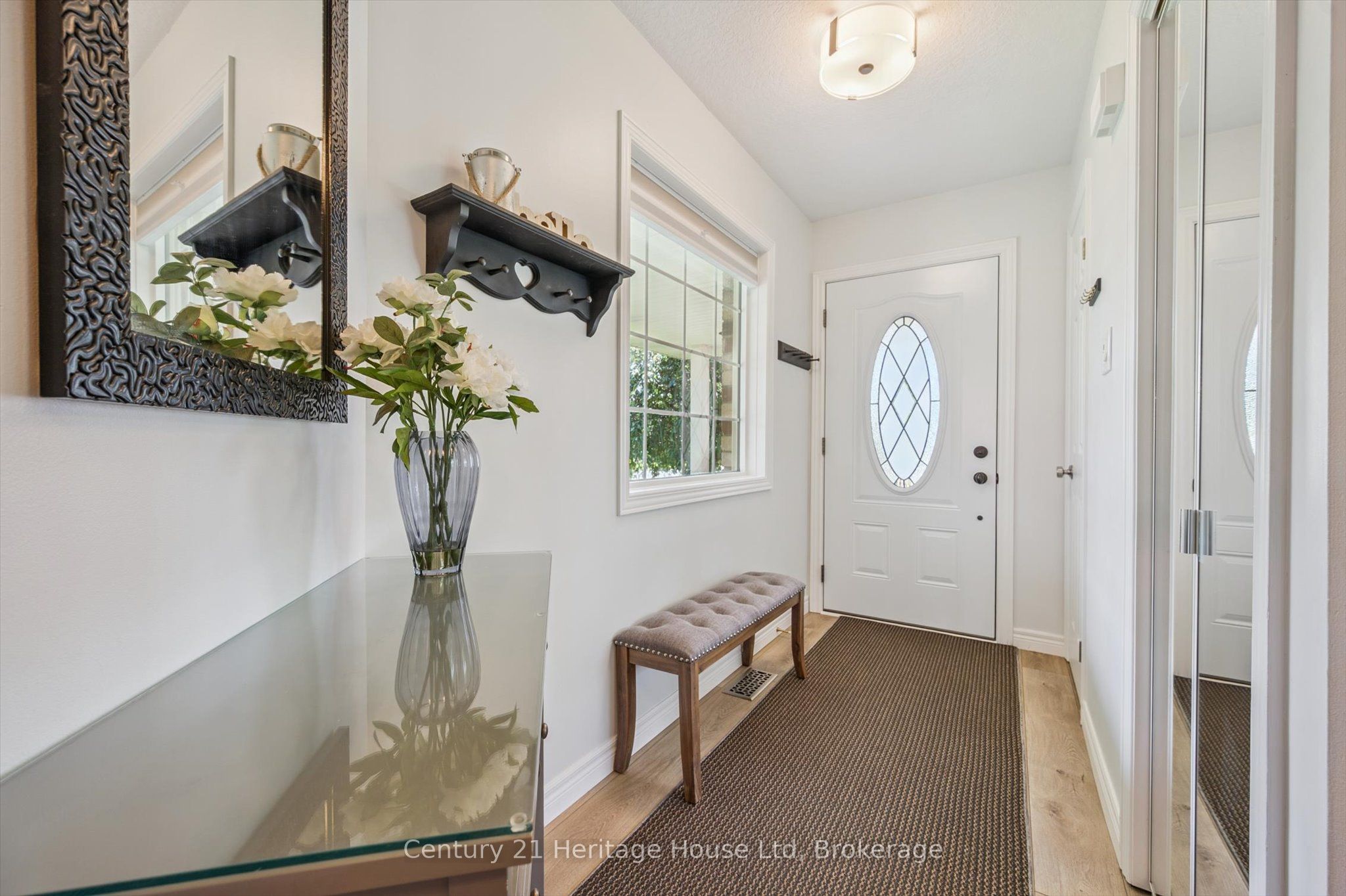685 Willow Road Property Photo 6