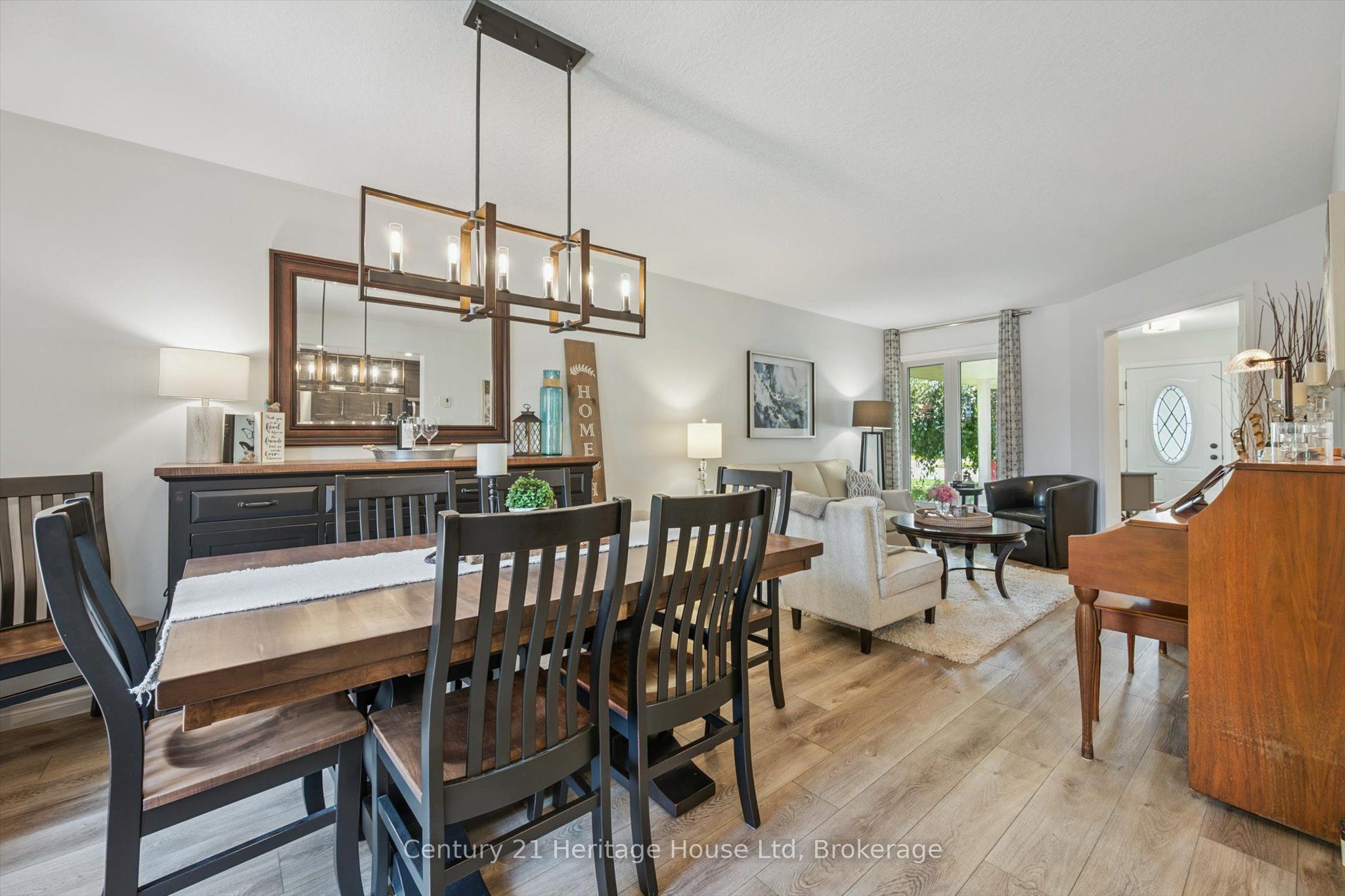 685 Willow Road Property Photo 12