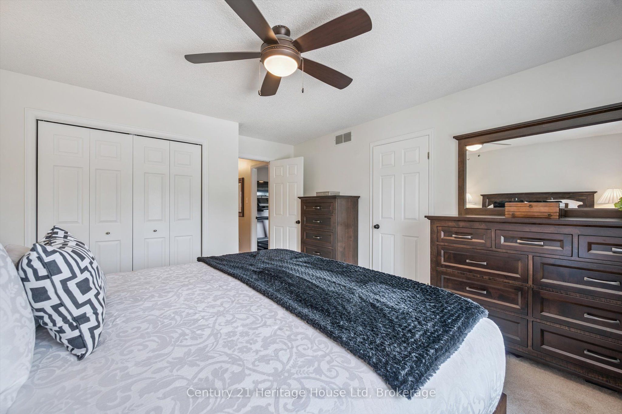 685 Willow Road Property Photo 20