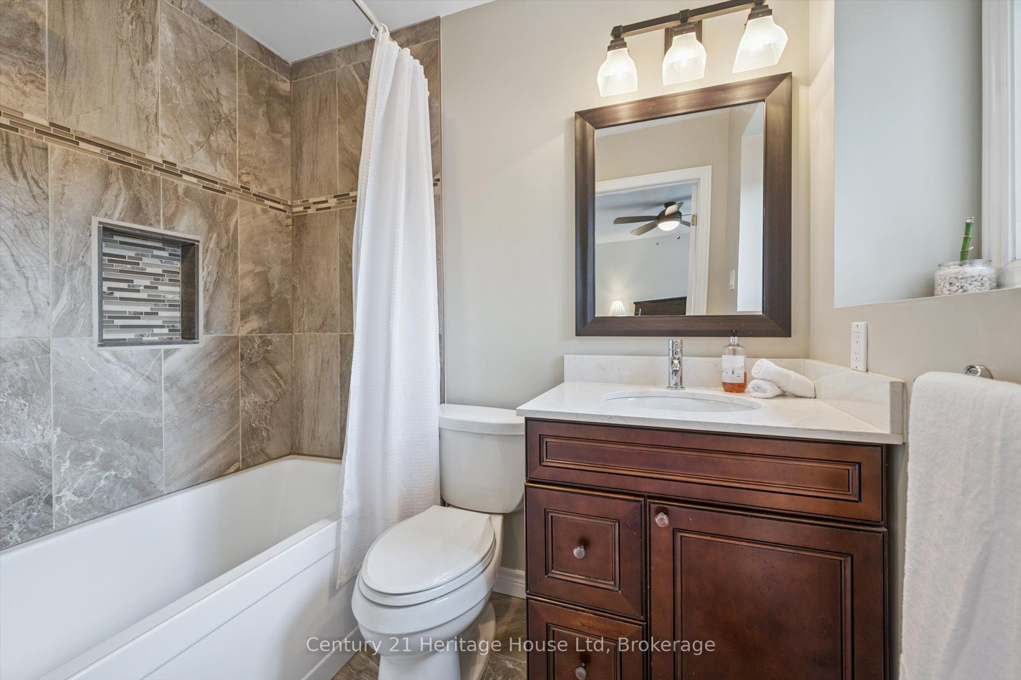 685 Willow Road Property Photo 21