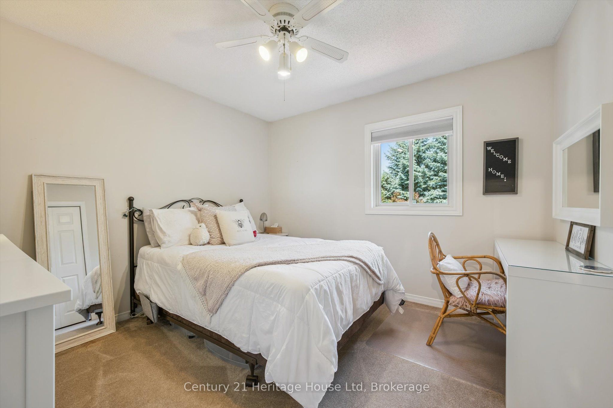 685 Willow Road Property Photo 24