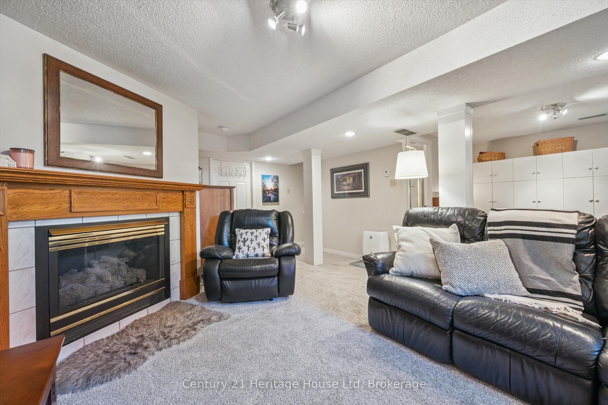 685 Willow Road Property Photo 27