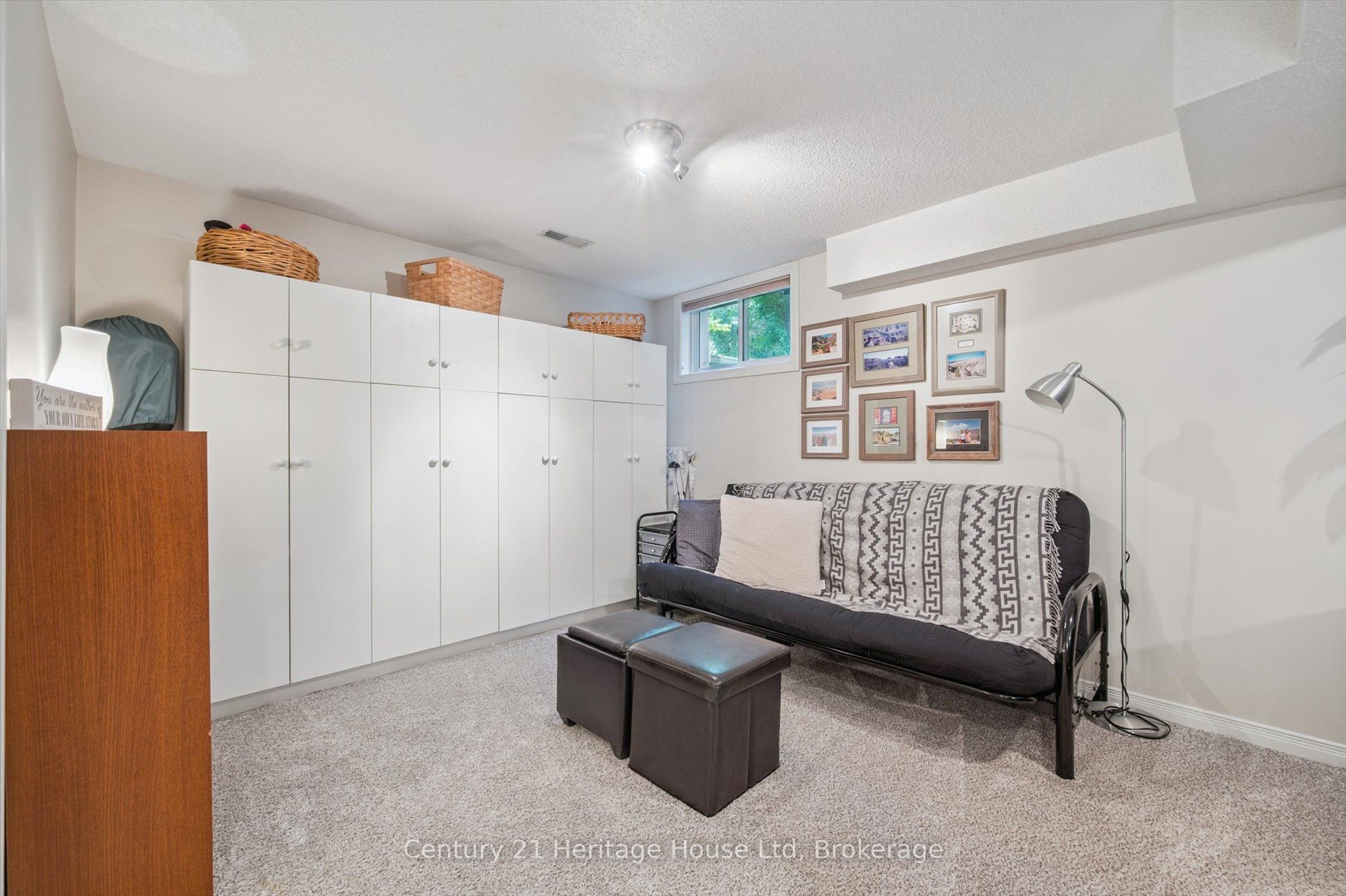 685 Willow Road Property Photo 28