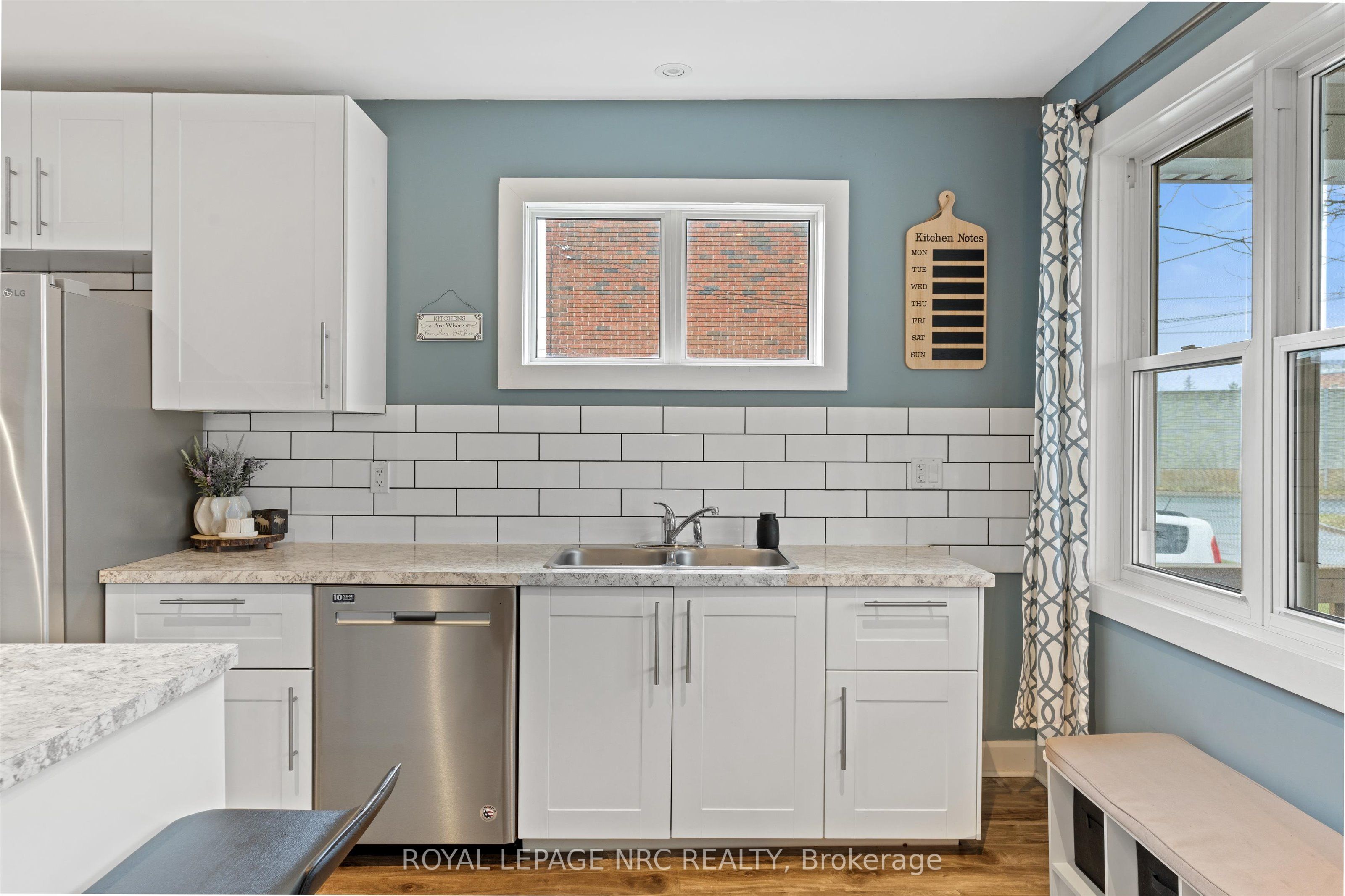 2 Currie Street Property Photo 12