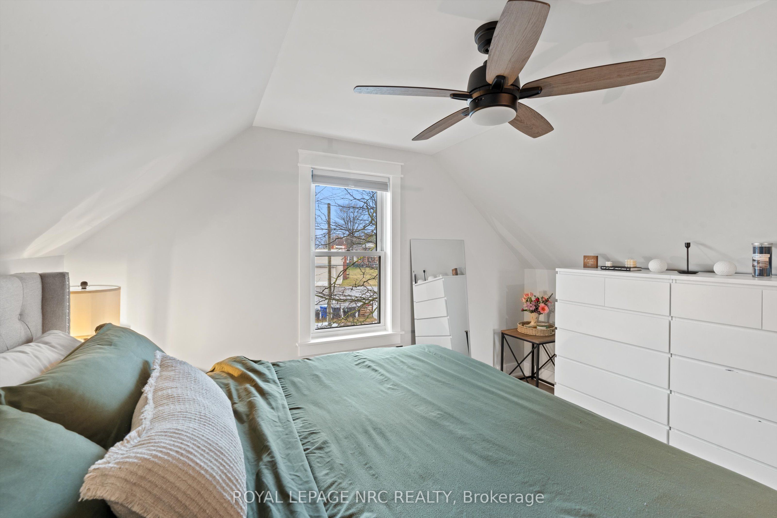 2 Currie Street Property Photo 18