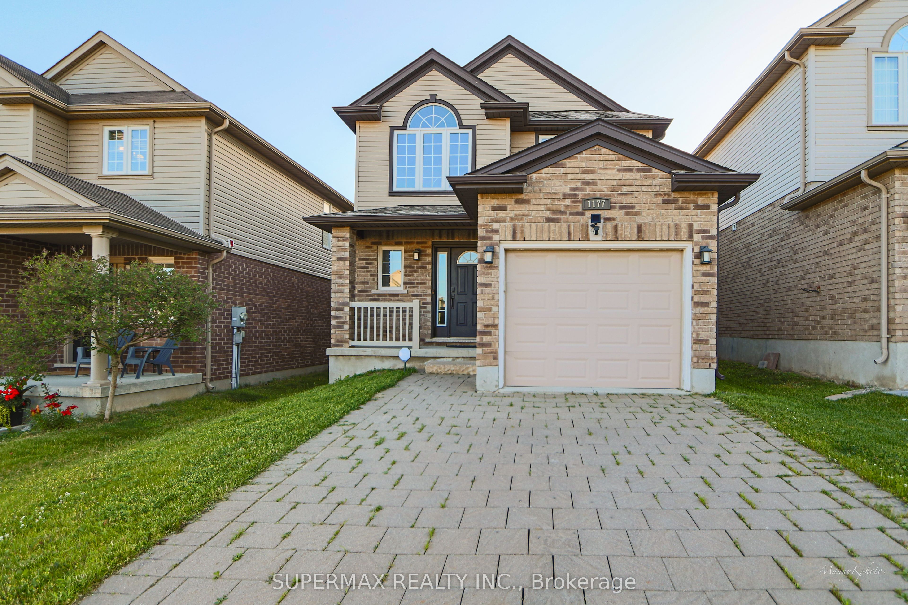 1177 Whetherfield Street Property Photo 1