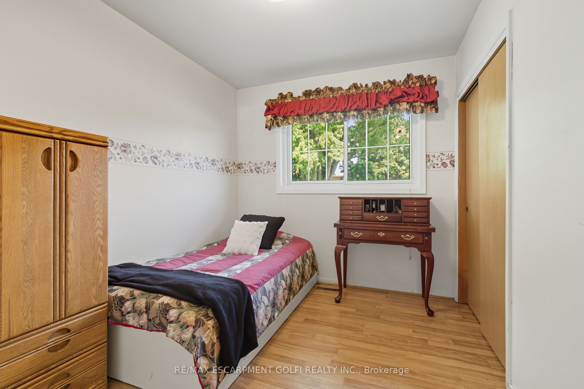 16 Glendale Drive Property Photo 15