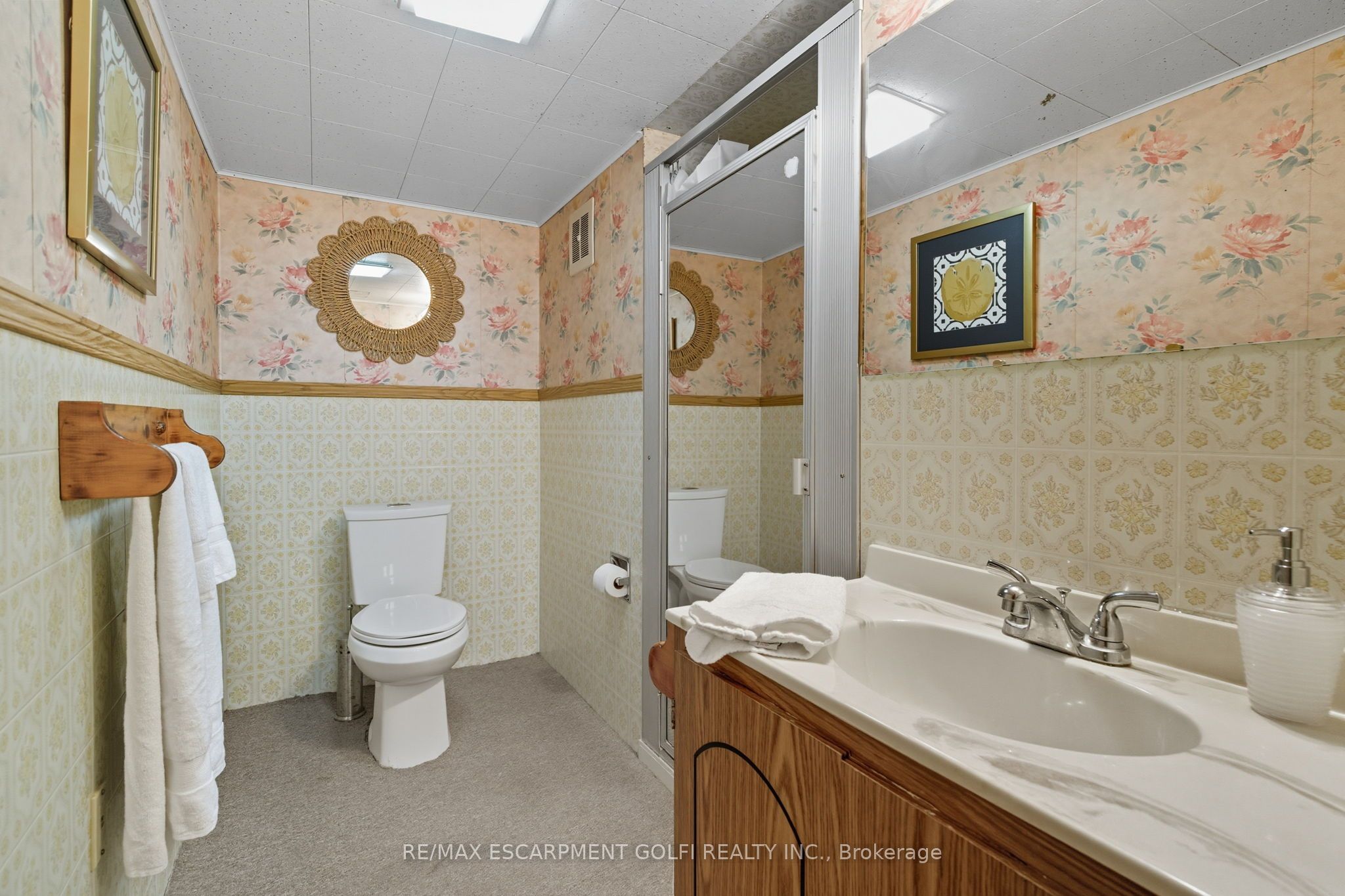 16 Glendale Drive Property Photo 22