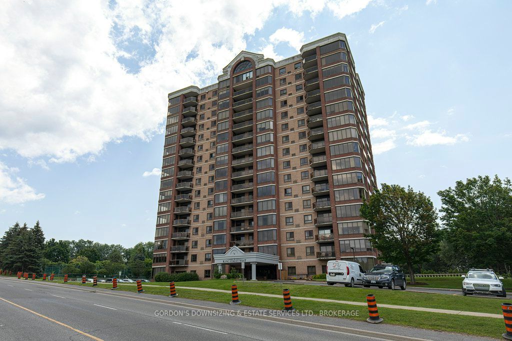 1000 King Street W 704