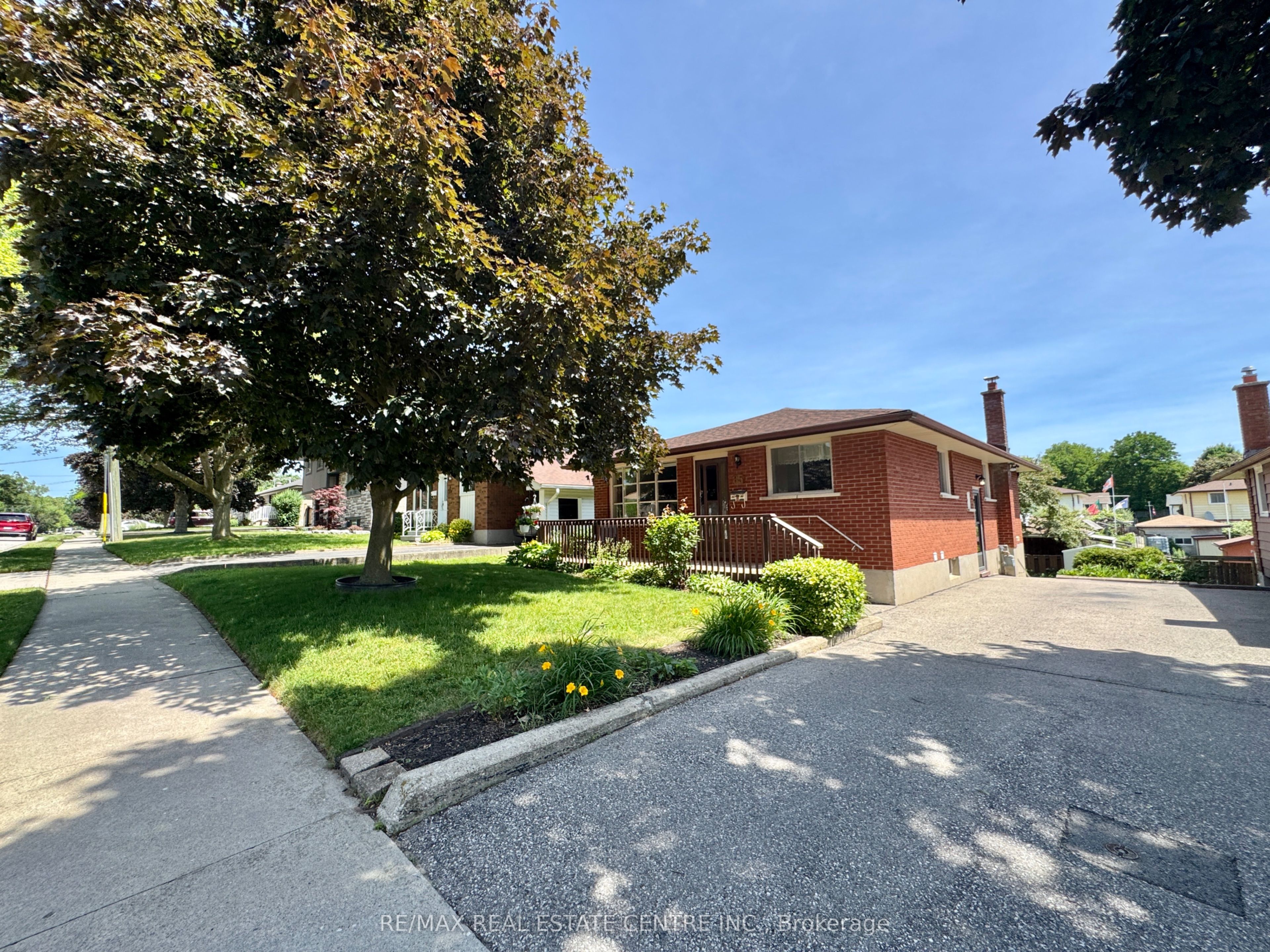 85 Lowrey Avenue Property Photo 2