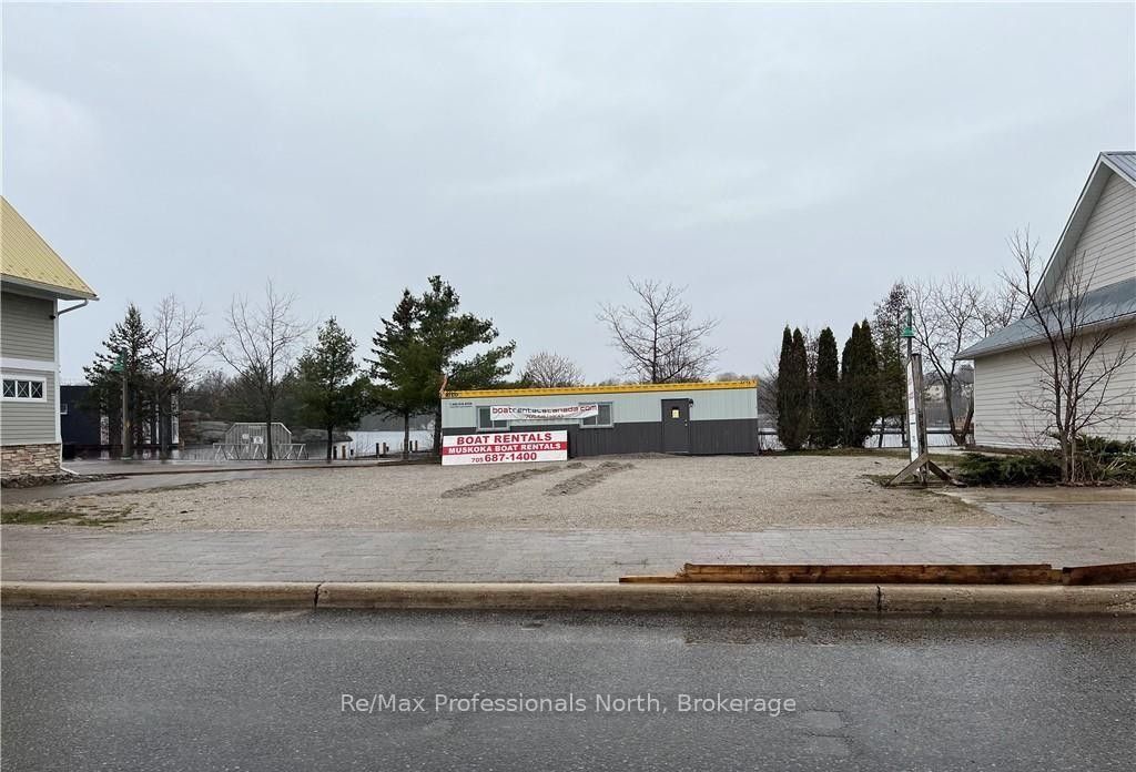 145 Steamship Bay Road Property Photo 2