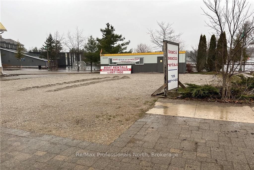 145 Steamship Bay Road Property Photo 4