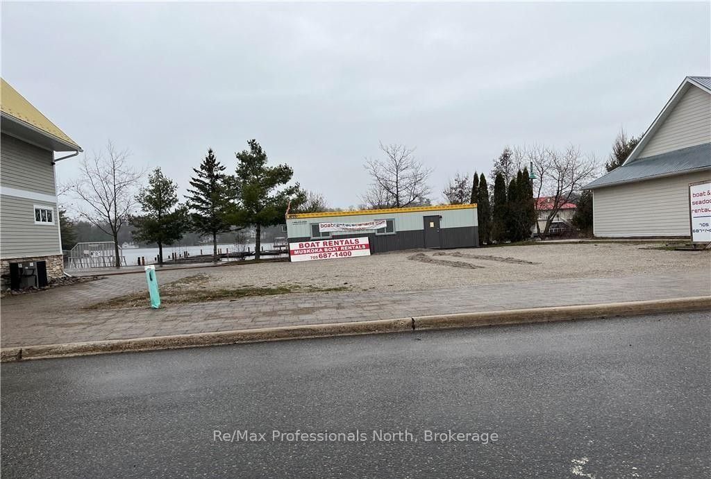 145 Steamship Bay Road Property Photo 5