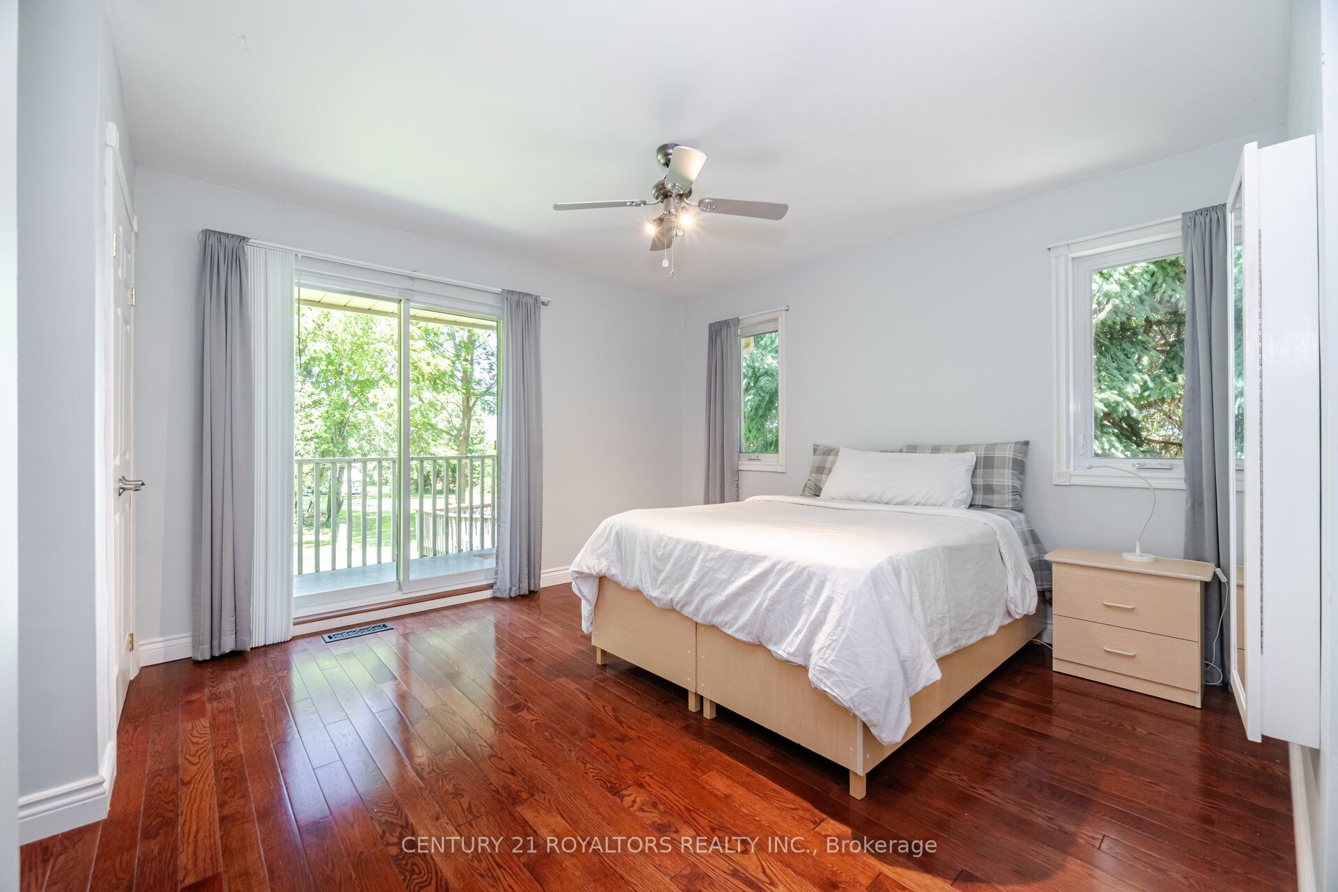 529 Campbellville Road Property Photo 18