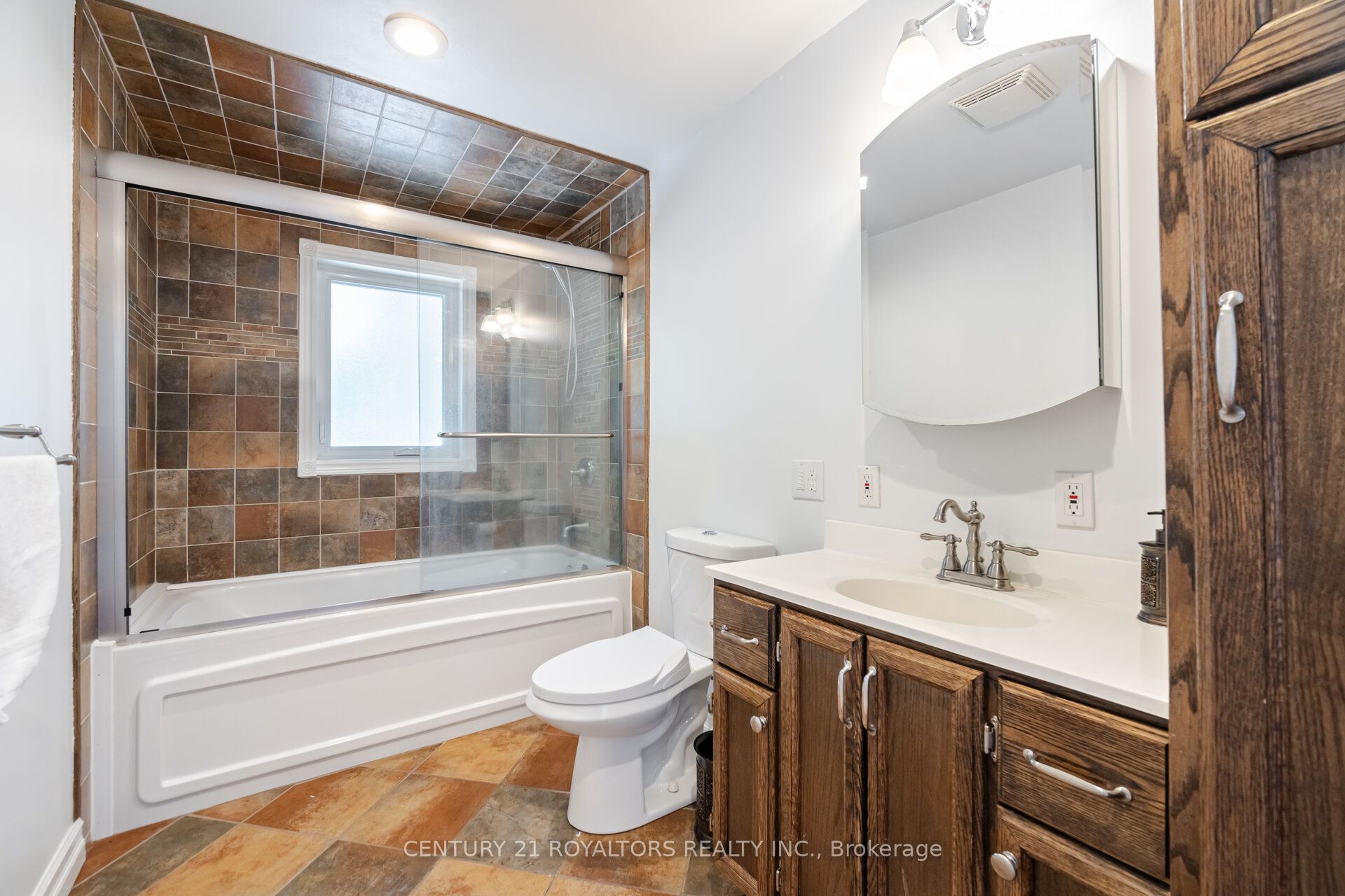 529 Campbellville Road Property Photo 21
