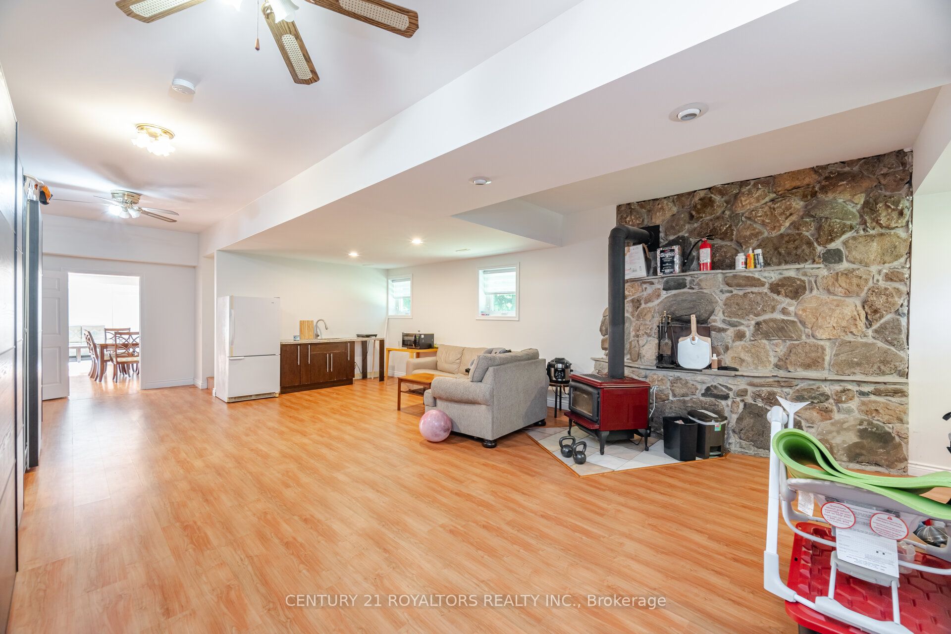 529 Campbellville Road Property Photo 25