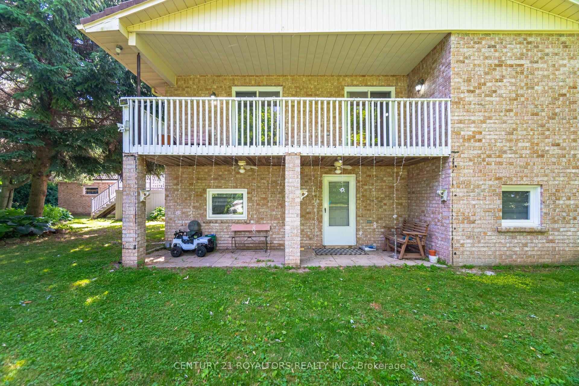 529 Campbellville Road Property Photo 32