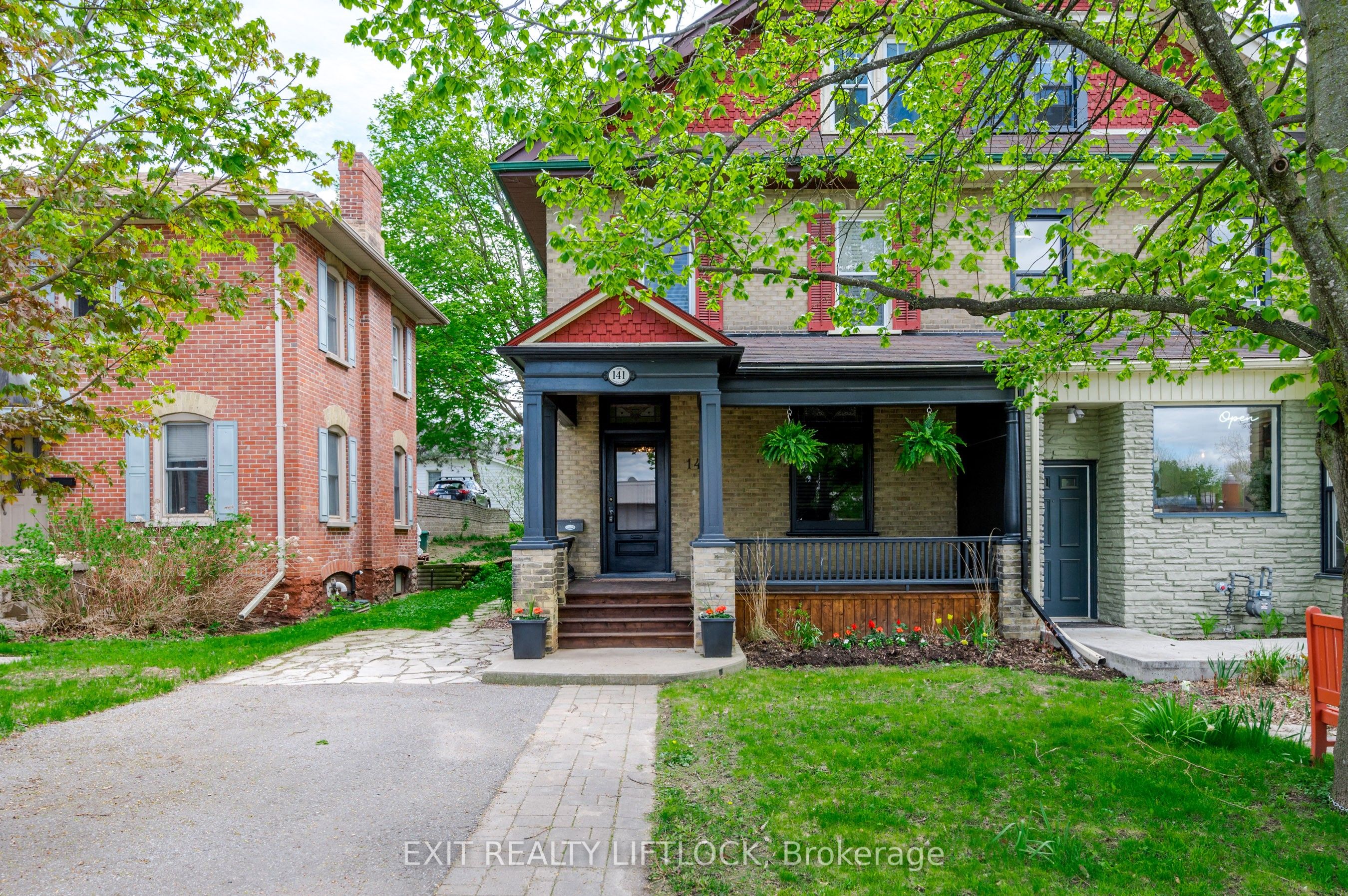 141 Hunter Street Property Photo 1