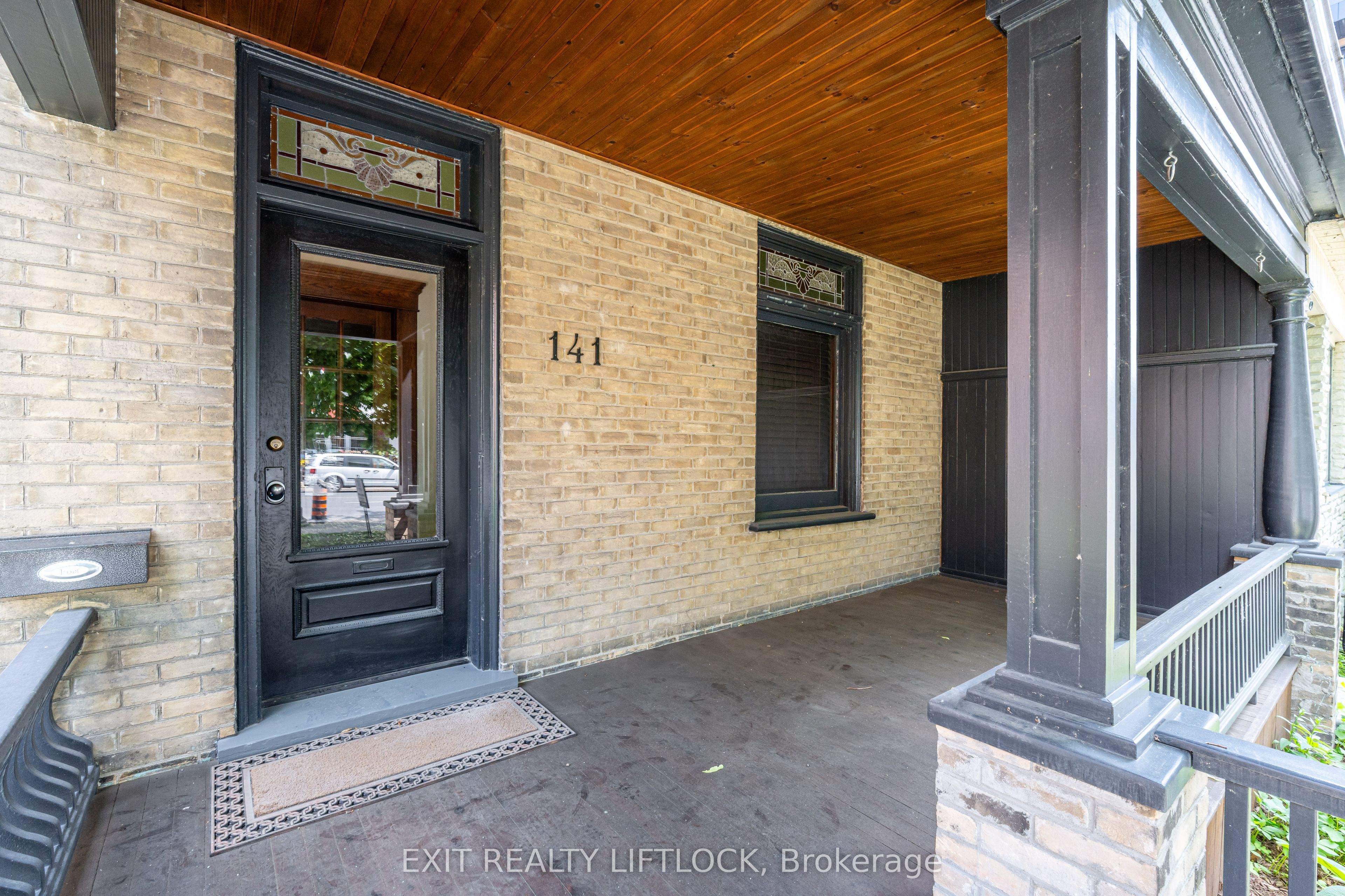 141 Hunter Street Property Photo 2