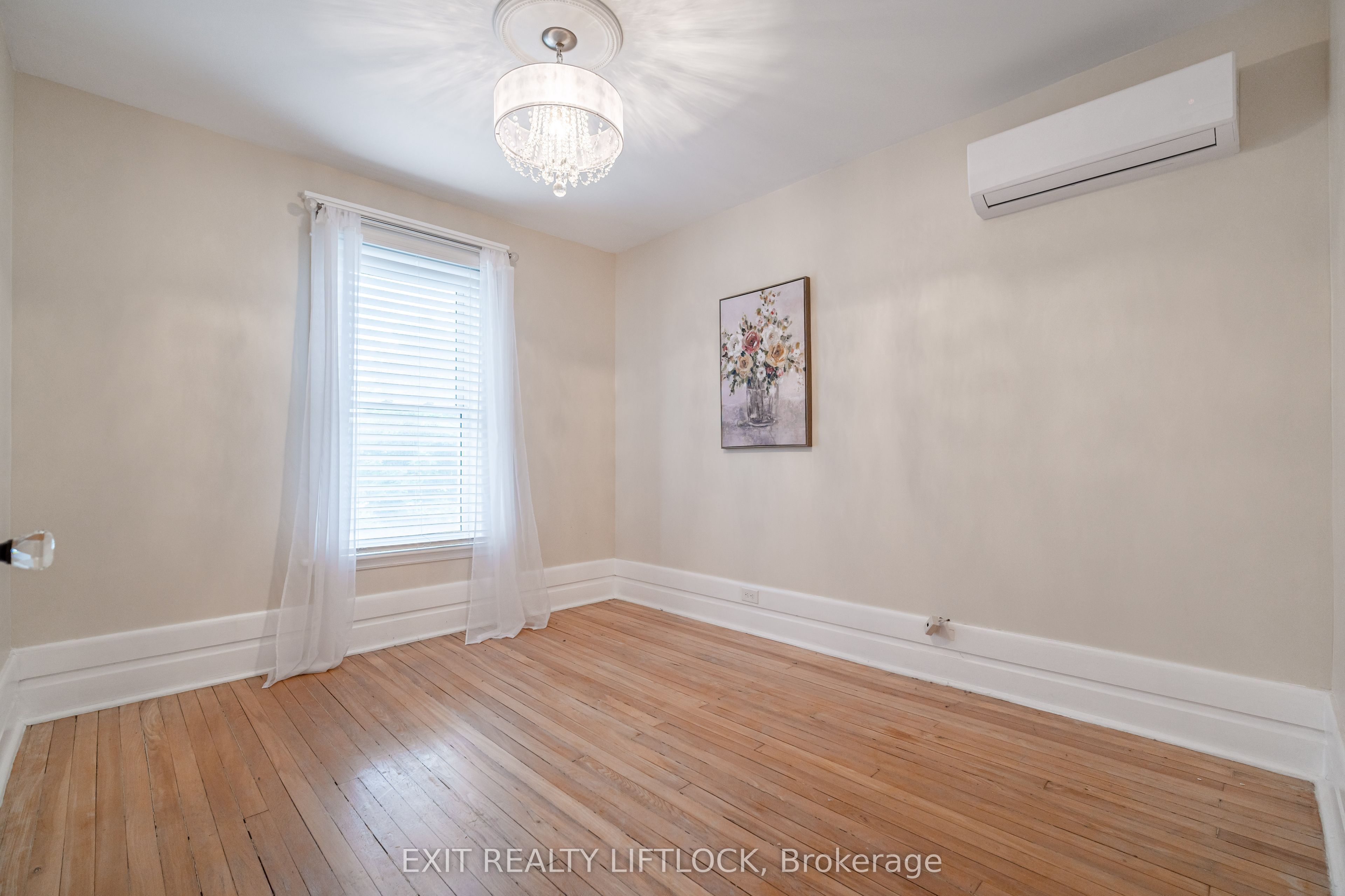 141 Hunter Street Property Photo 15
