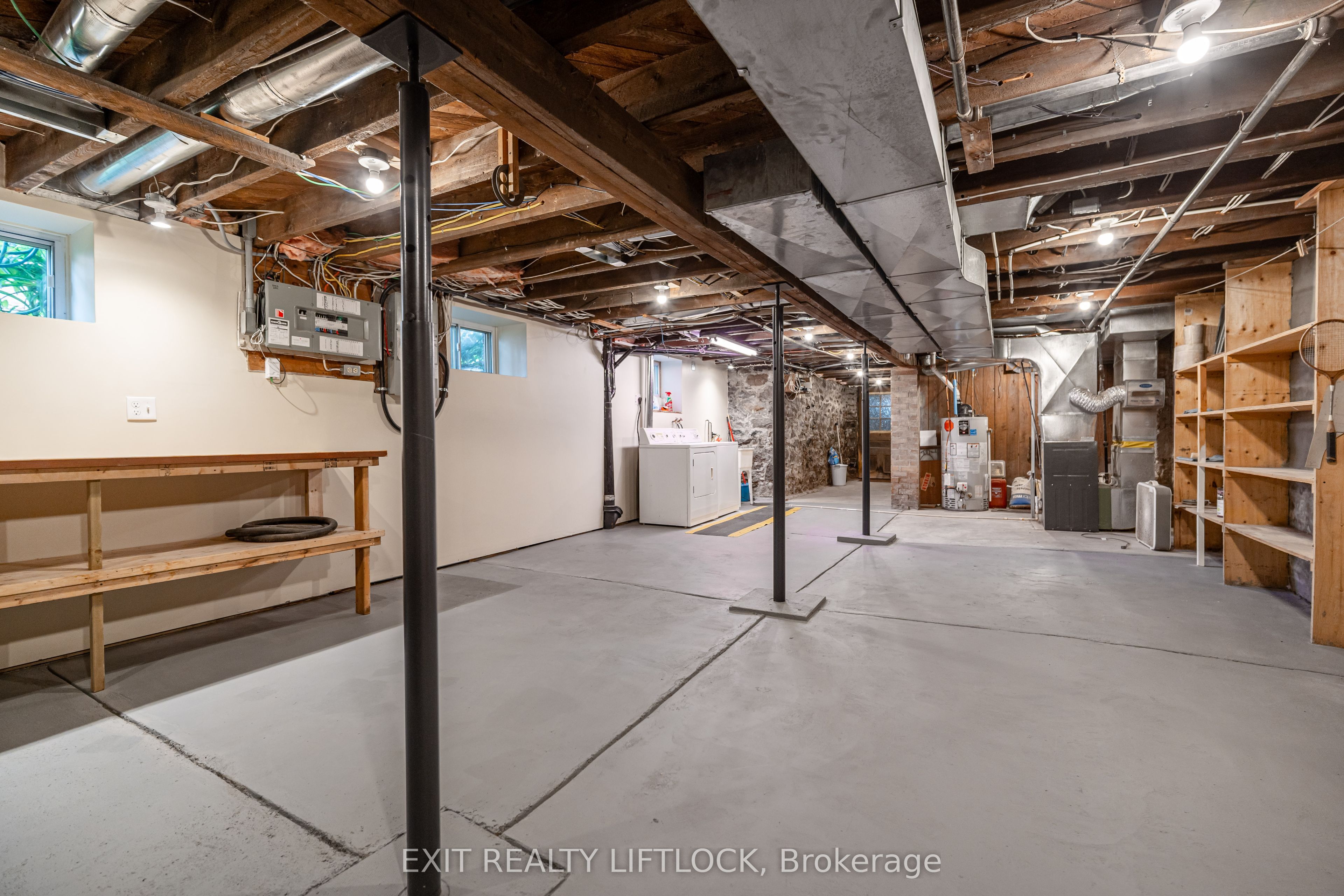 141 Hunter Street Property Photo 25