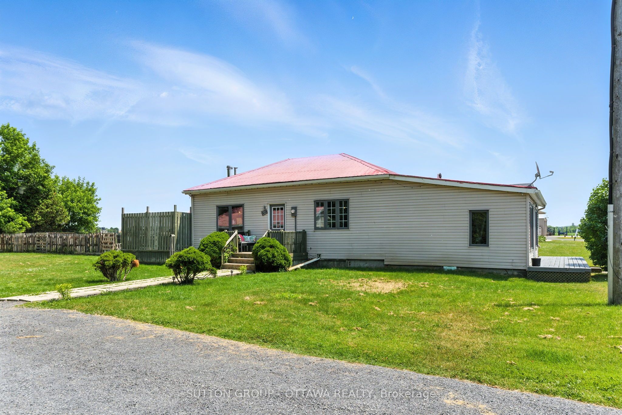 683 County Rd 18 Road Property Photo 1