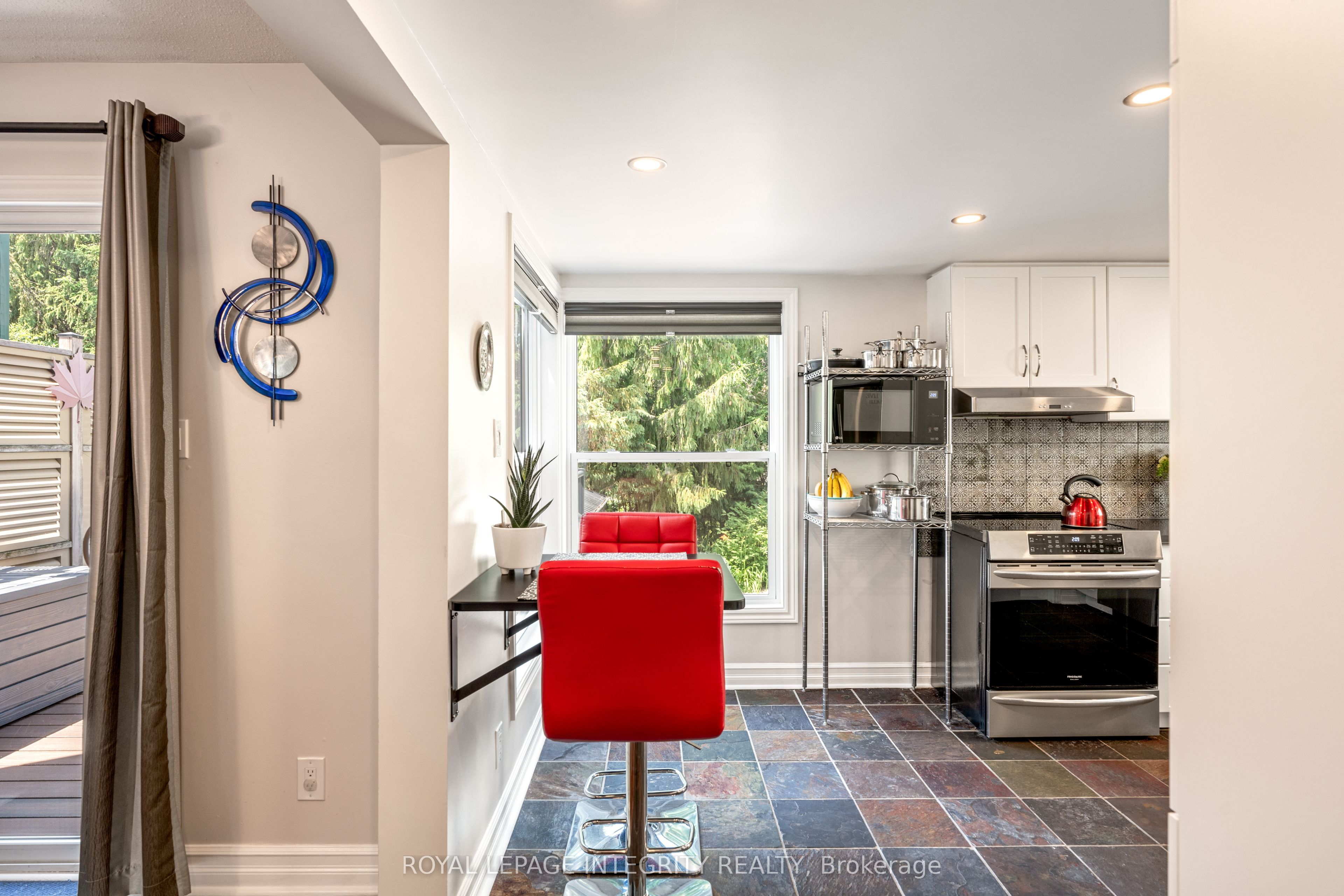 51 Rosegarden Crescent Property Photo 15